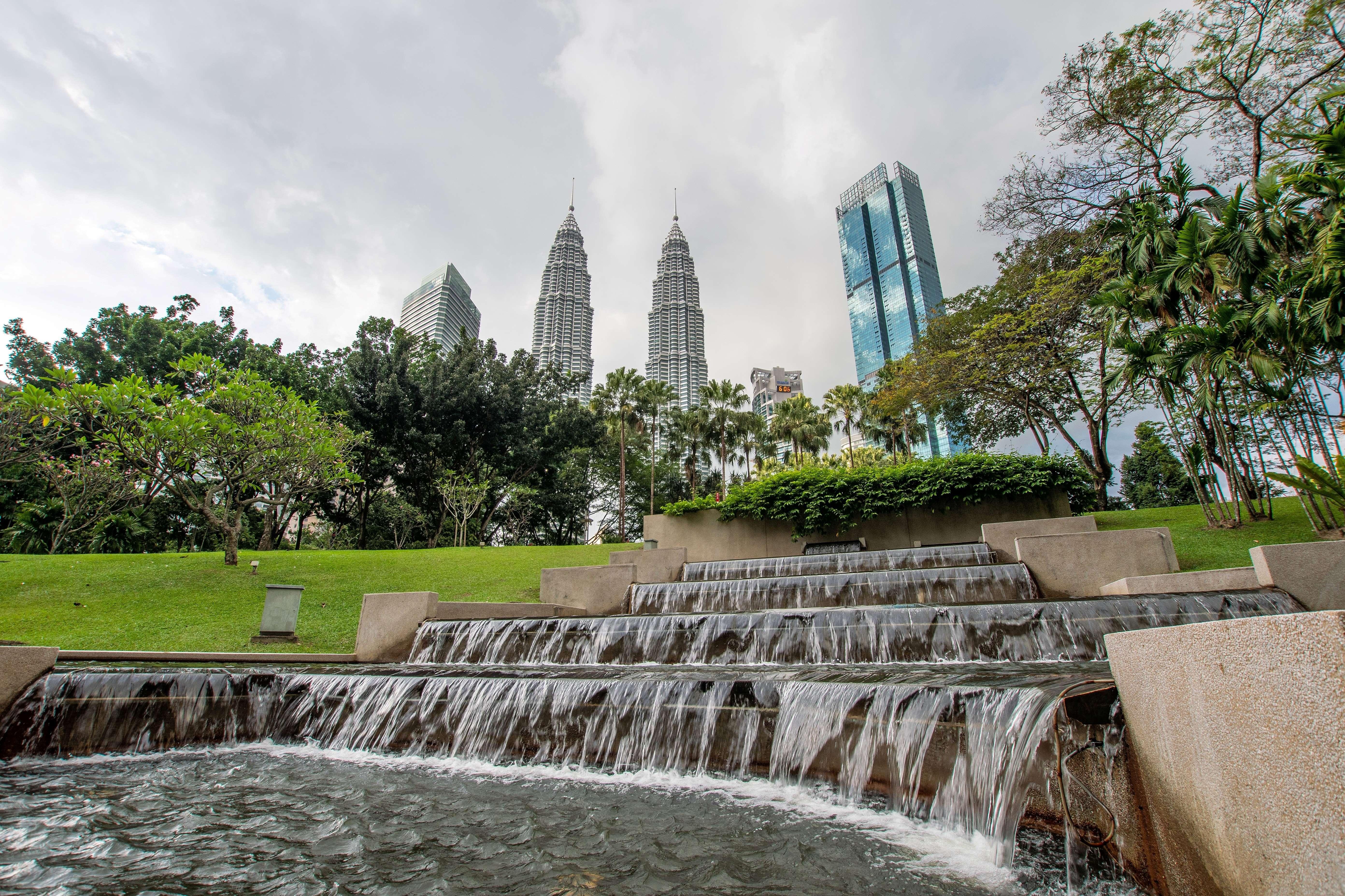 Ultimate Kuala Lumpur City Highlights & Batu Caves Tour