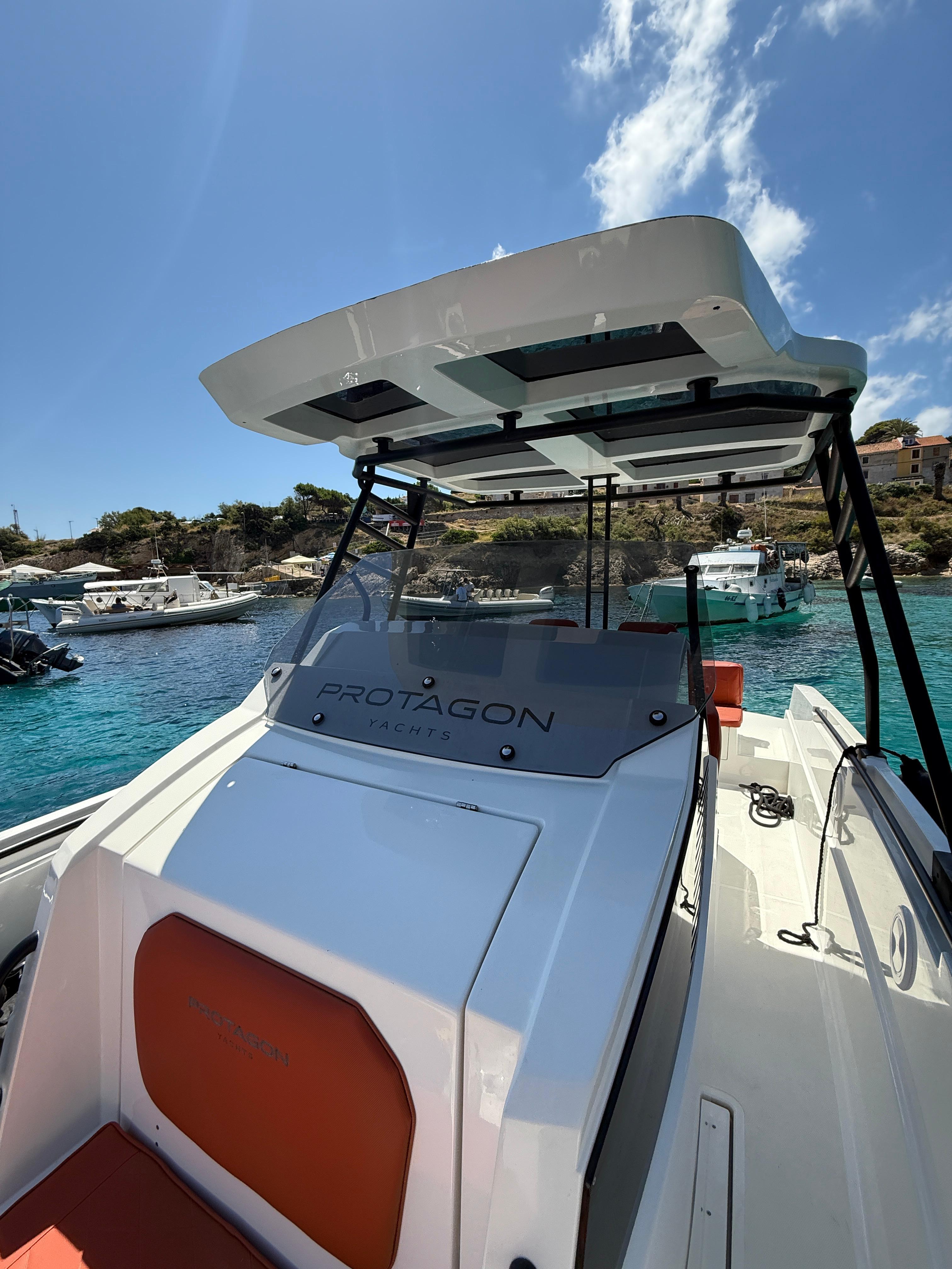 Split: Private Blue Cave & Adriatic Islands Boat Expedition