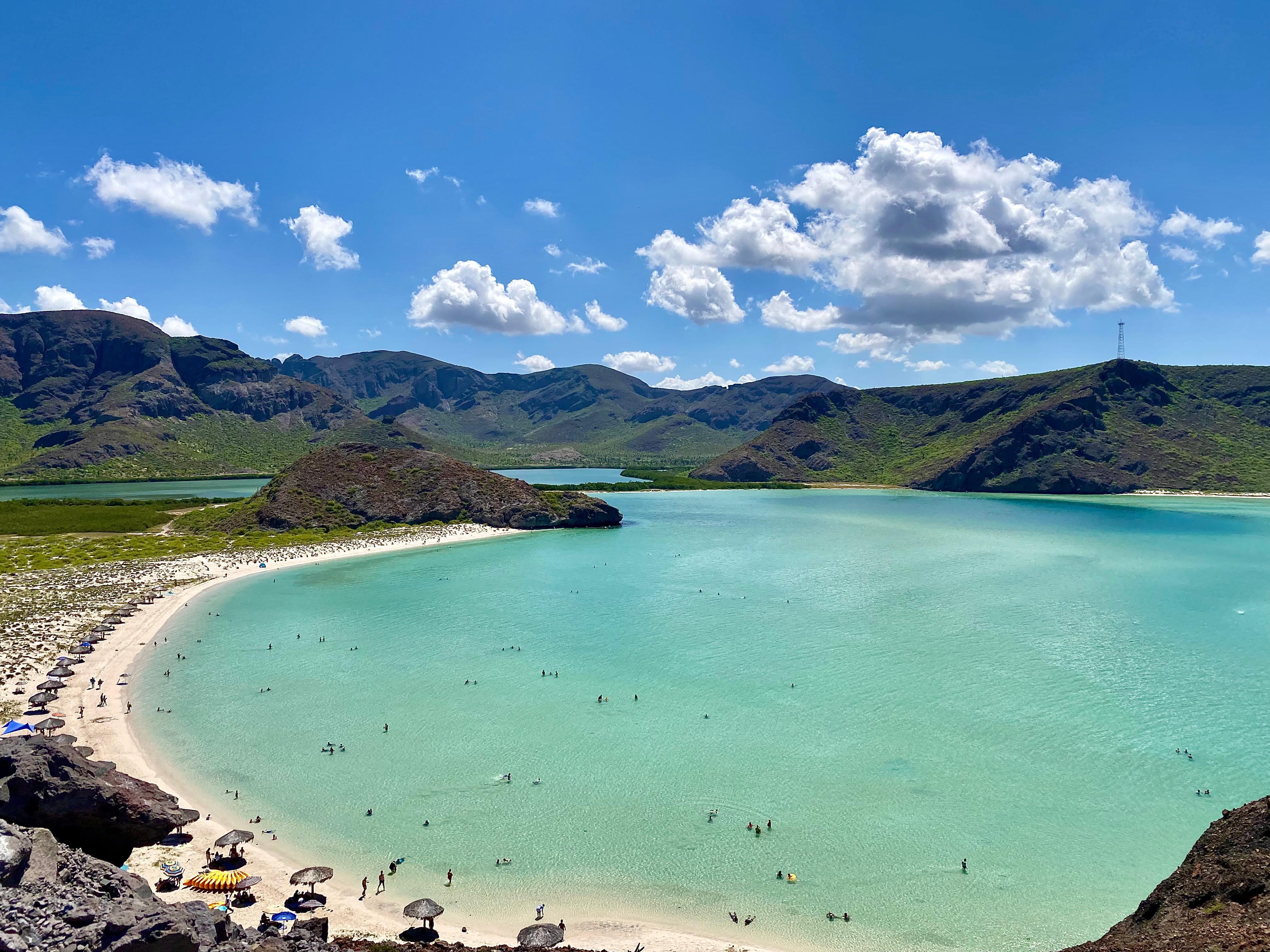 Cabo to La Paz Private Day Tour: Todos Santos, Balandra Beach & Cerritos Sunset