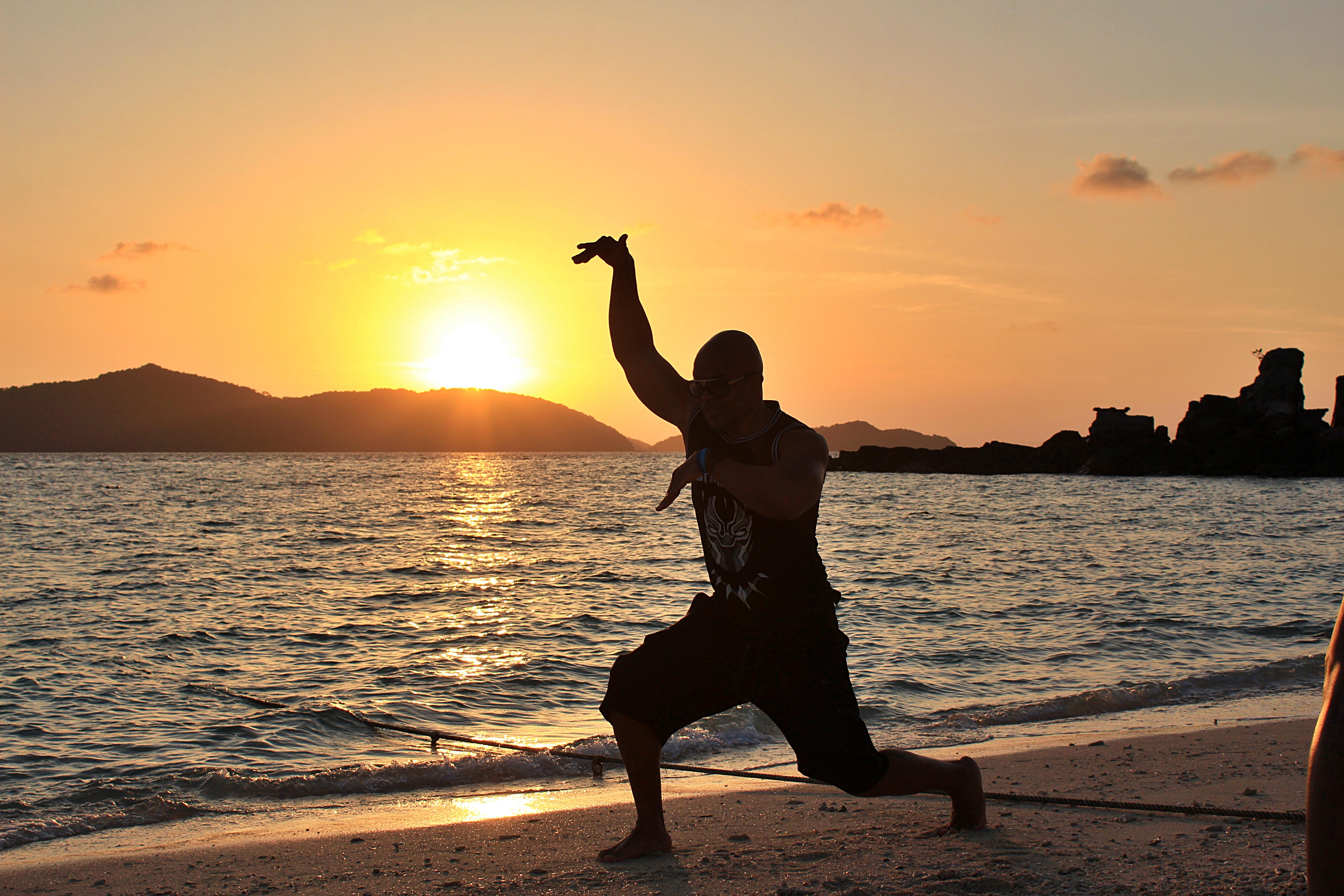 Early-Bird Phi Phi Islands Sunrise Speedboat Tour