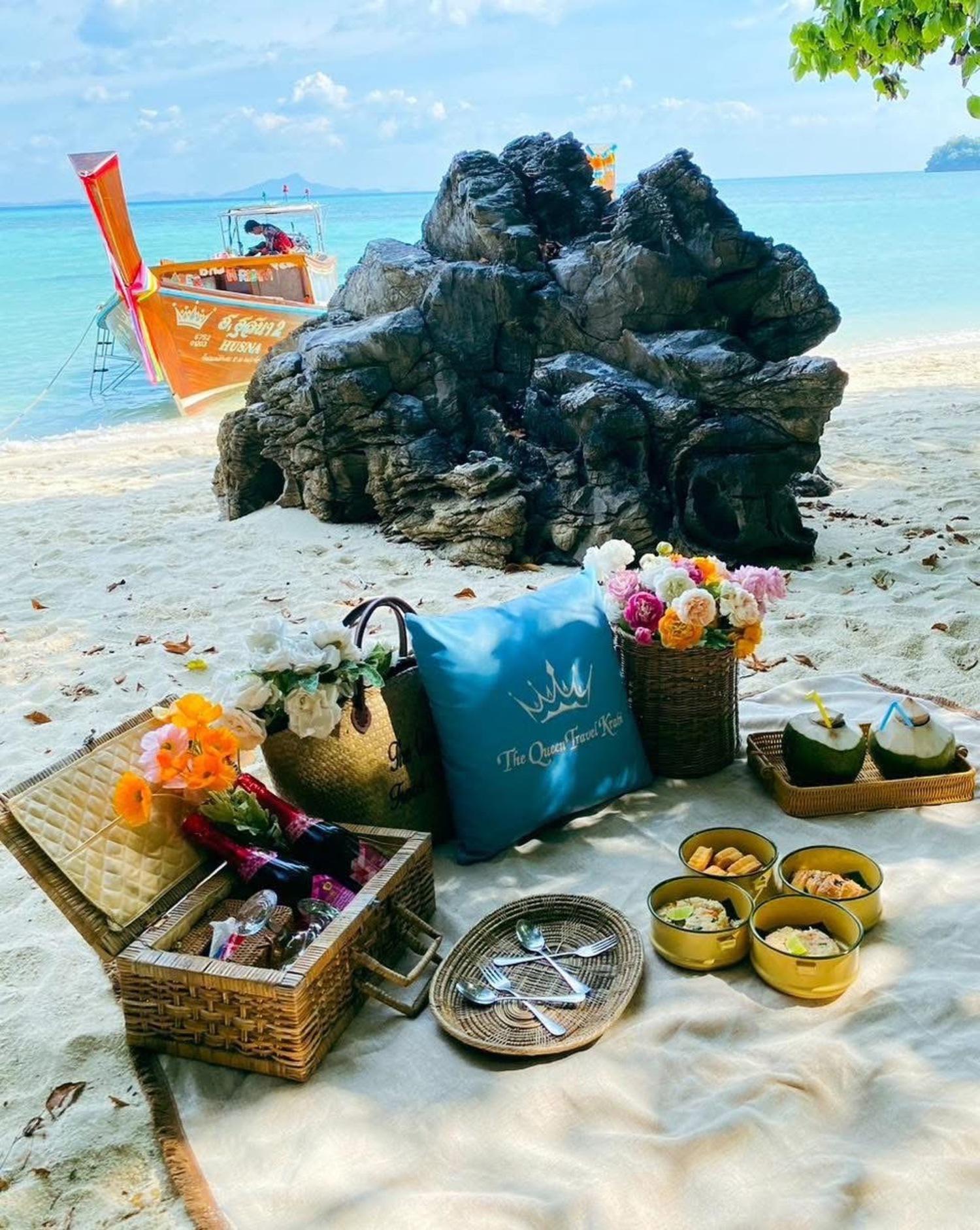 Krabi Private 4-Island Boat Tour: Longtail or Speedboat