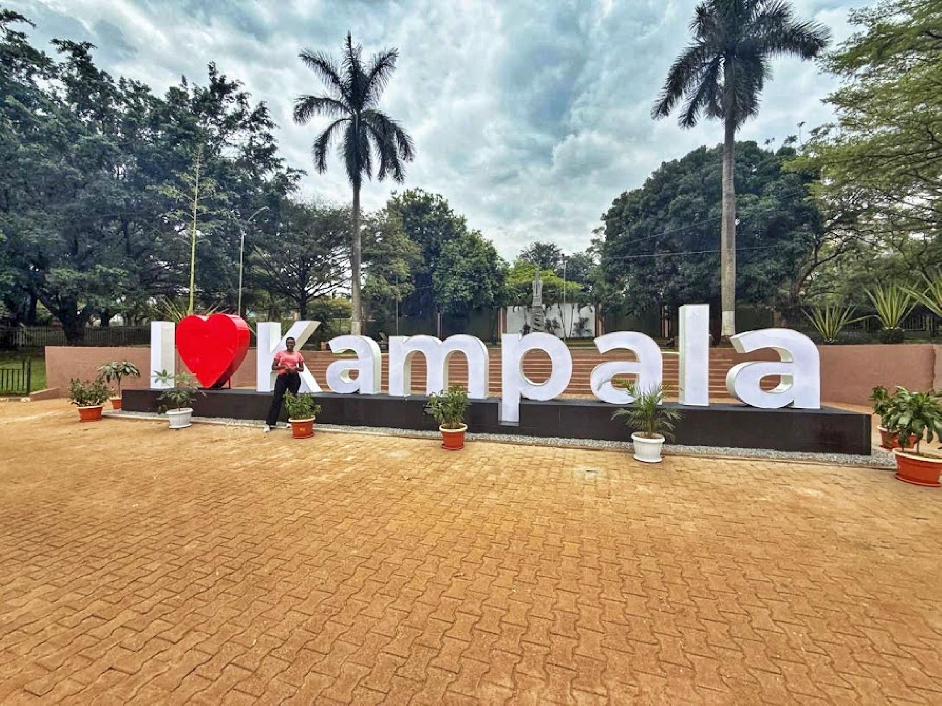 Kampala Cultural Walking Tour: Markets, Monuments & Local Life
