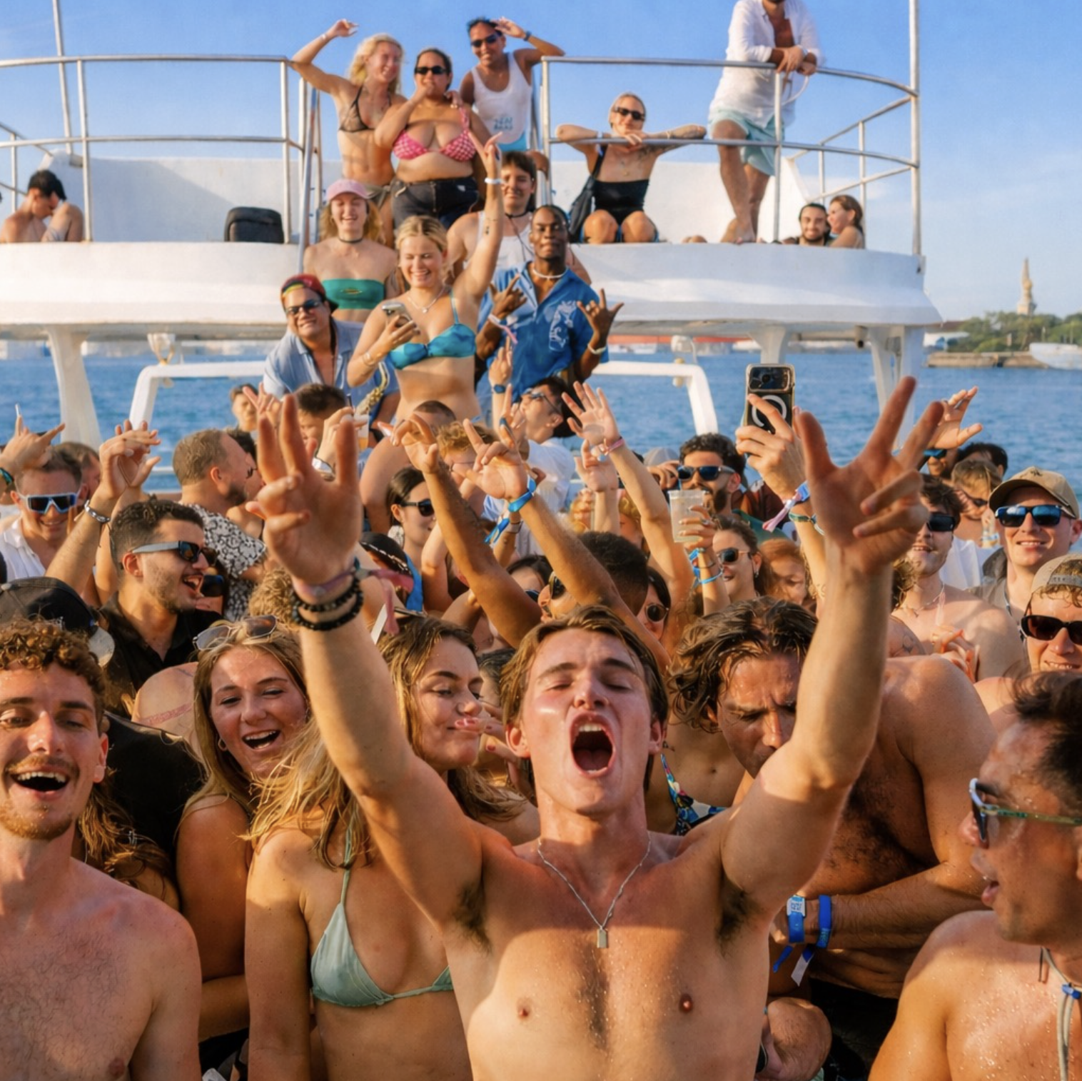 BEAT BOAT – Bali's Premier Yacht Party Experience