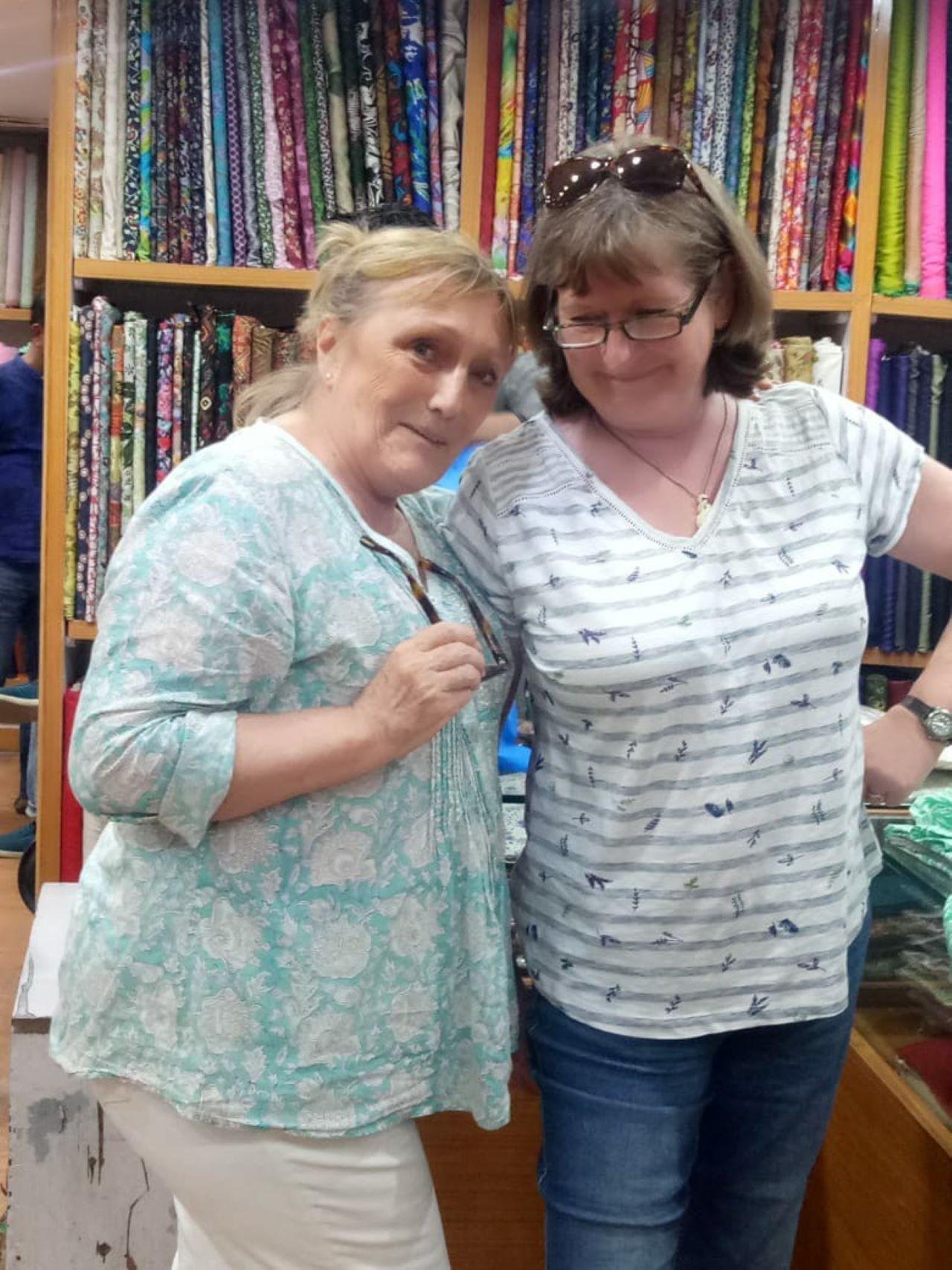 Delhi Insider’s Shopping & Heritage Day Tour