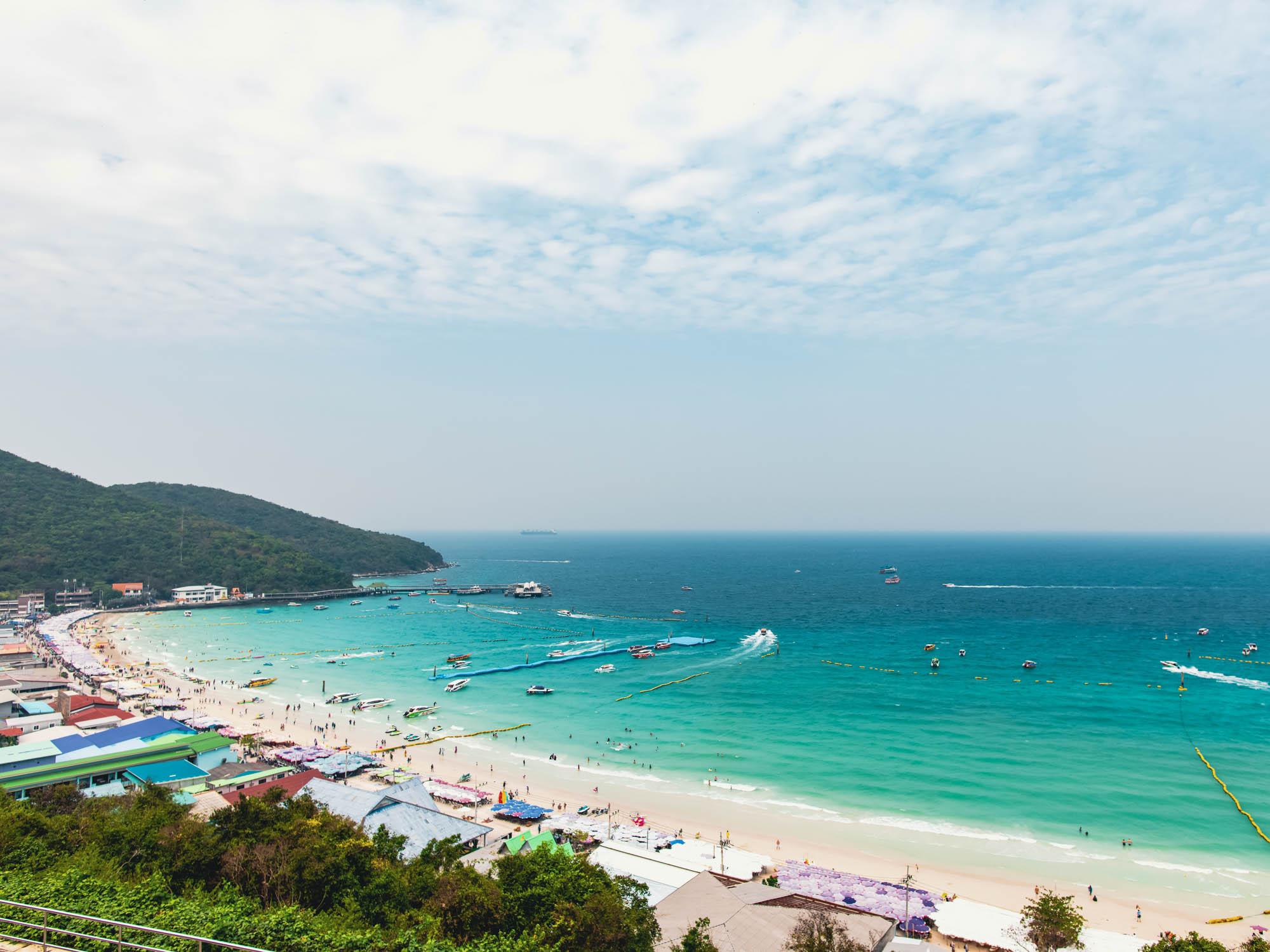 Bangkok to Pattaya: Koh Larn Island & Sanctuary of Truth Day Trip