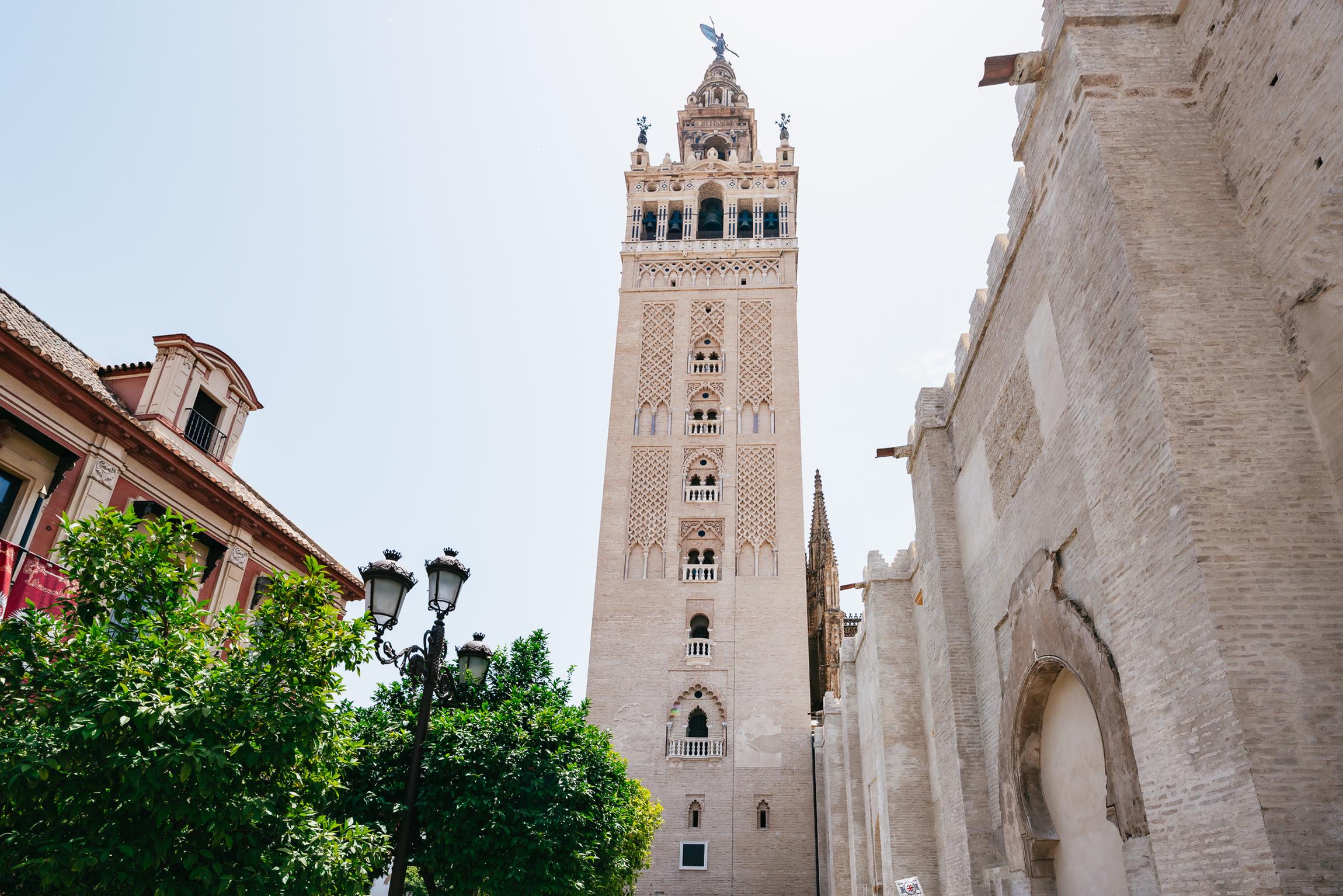 Seville: Cathedral, Giralda & Alcazar Expert-Led Tour