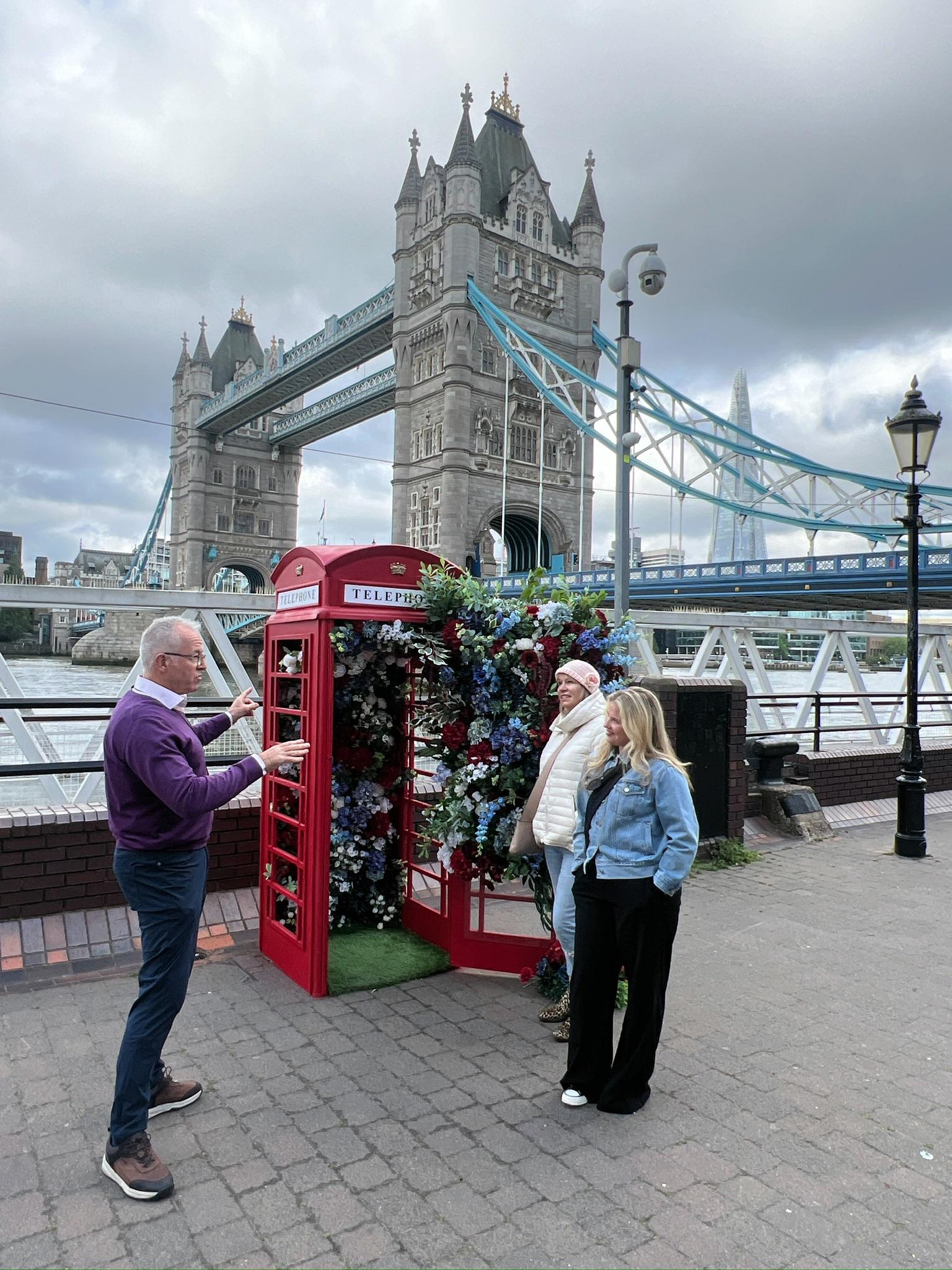 London: Iconic London Taxi Tour - Private tour
