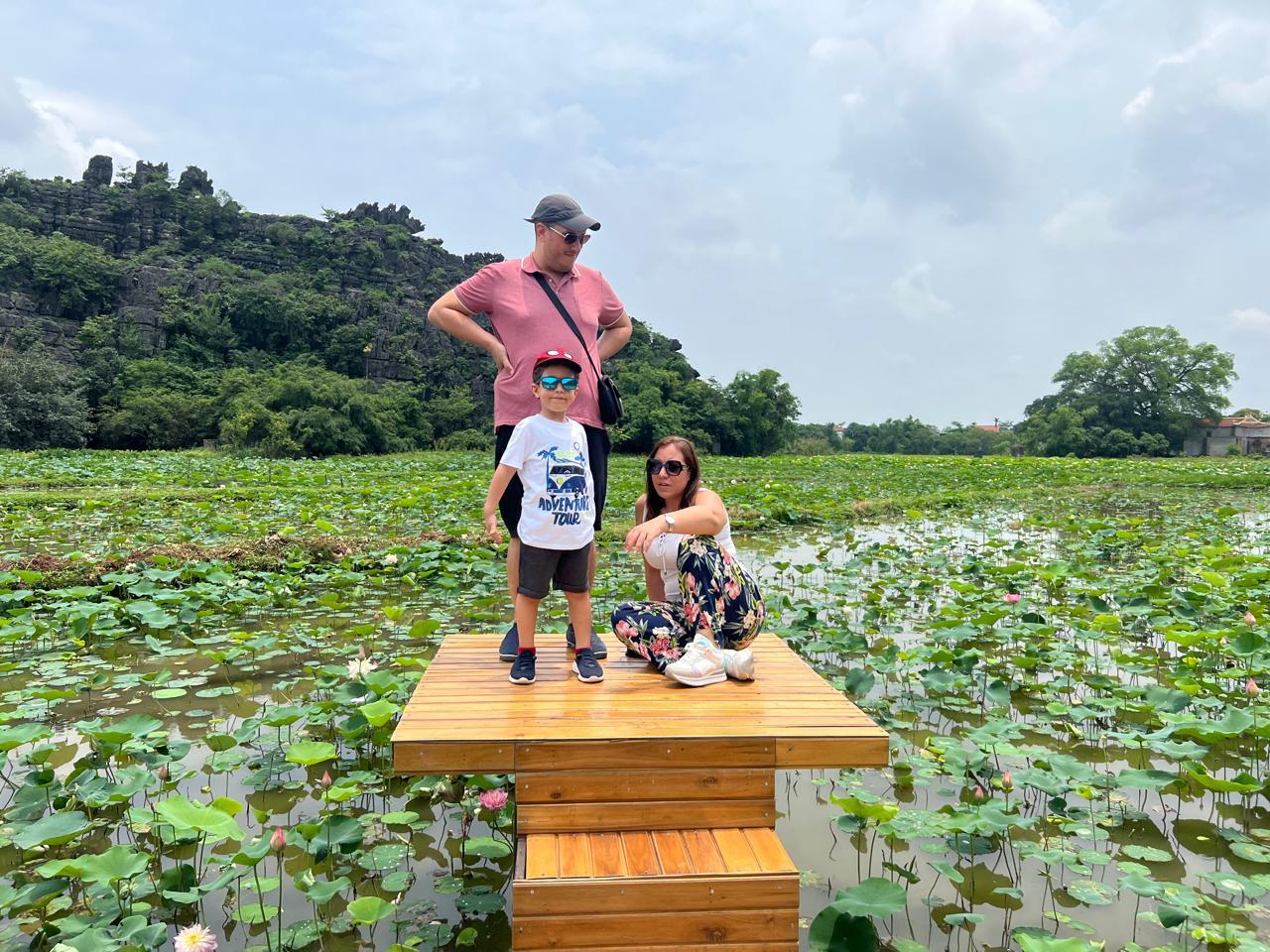 Hanoi to Ninh Binh: Hoa Lu, Trang An & Mua Cave Day Tour