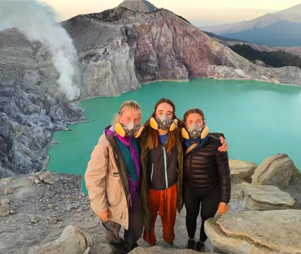 Malang to Bali Overland: Tumpak Sewu, Bromo & Ijen (3D2N)