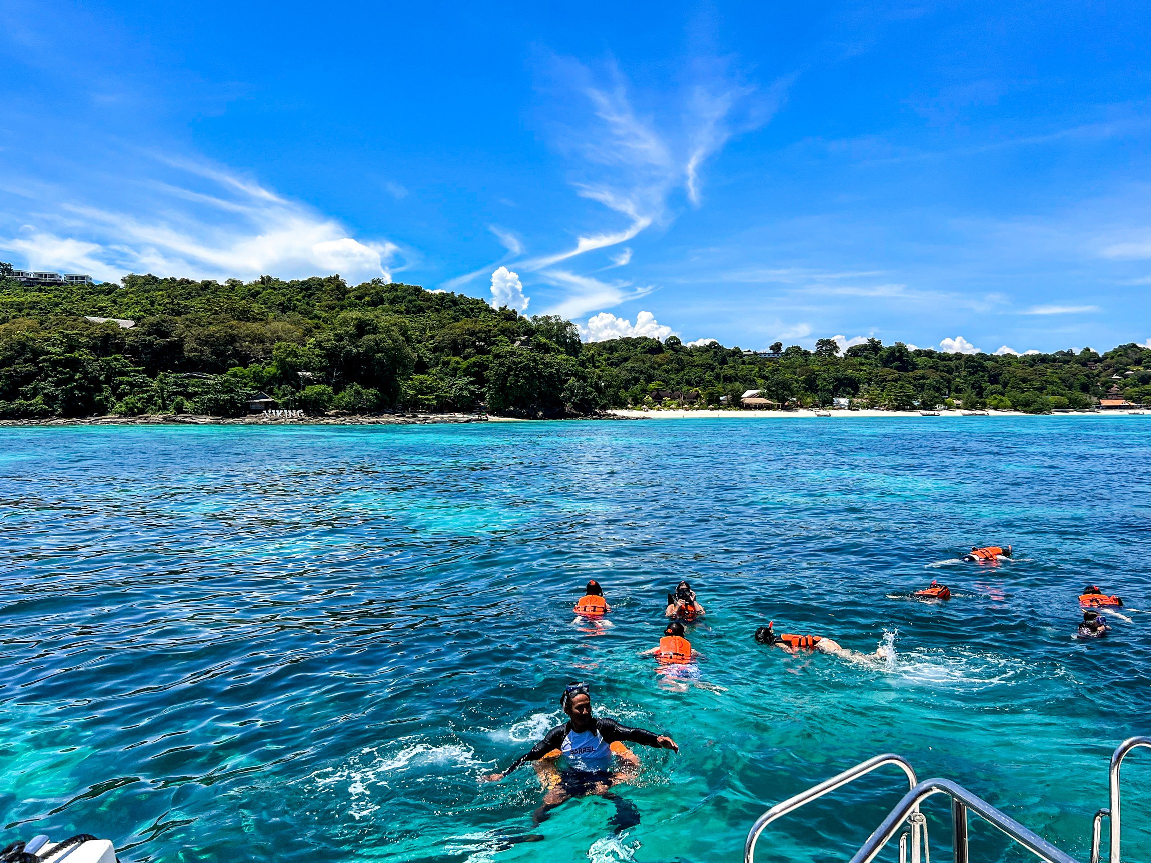 Phuket Speedboat Day Trip: Maya Bay, Phi Phi & Bamboo Island with Buffet Lunch