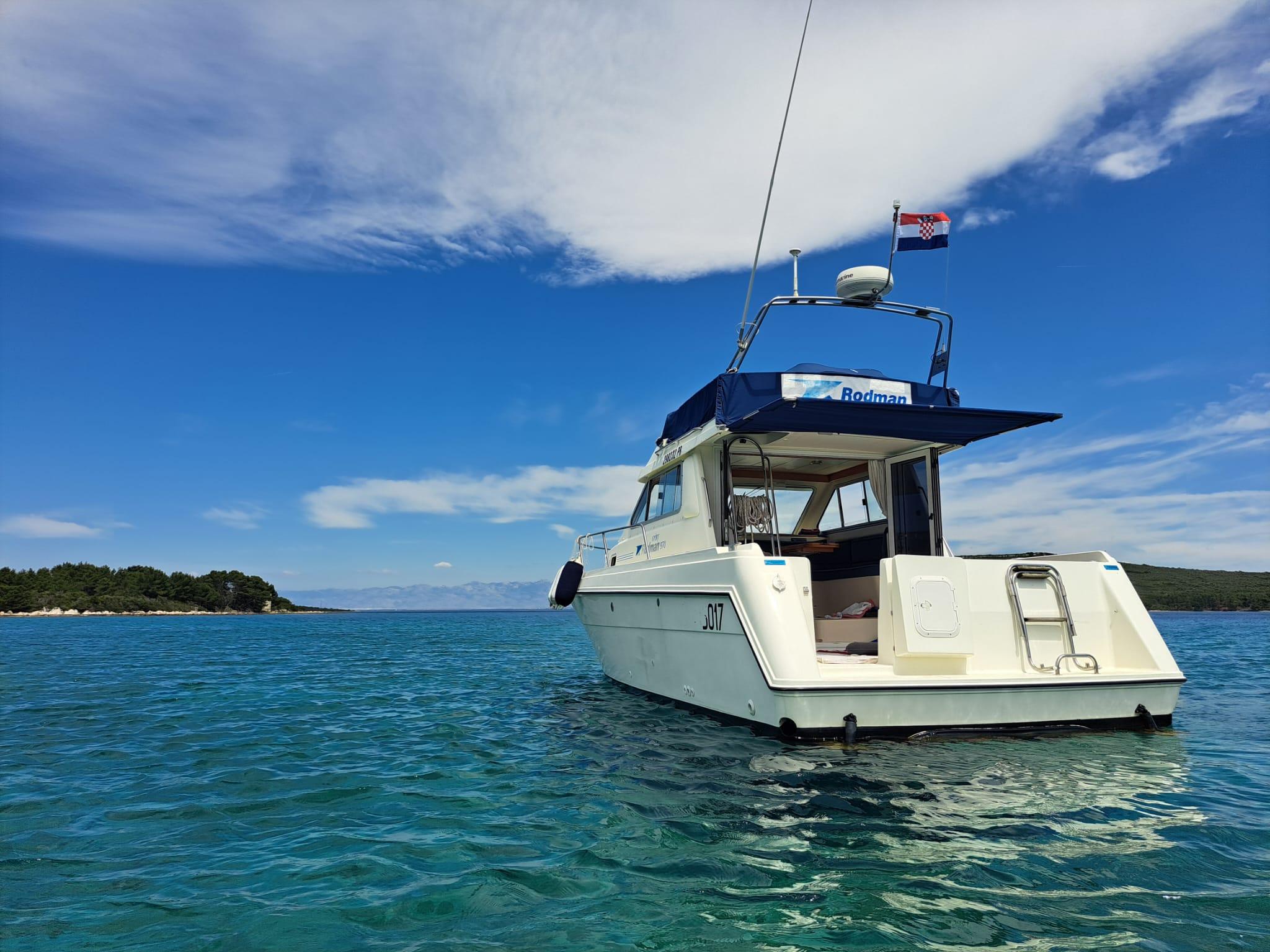 Zadar Private Half-Day Boat Trip to Ugljan, Ošljak & Galevac
