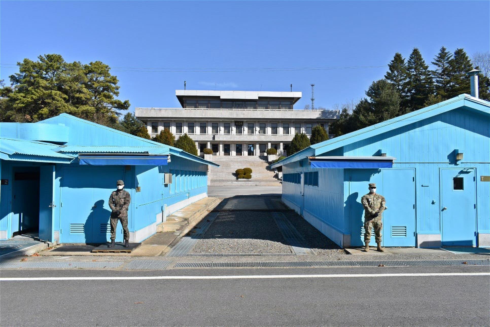 DMZ Small-Group Half-Day Tour with JSA Stories & NK Defector Q&A