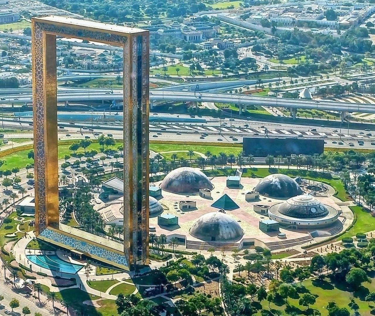 Dubai Helicopter Tour Over Palm Jumeirah & City Icons