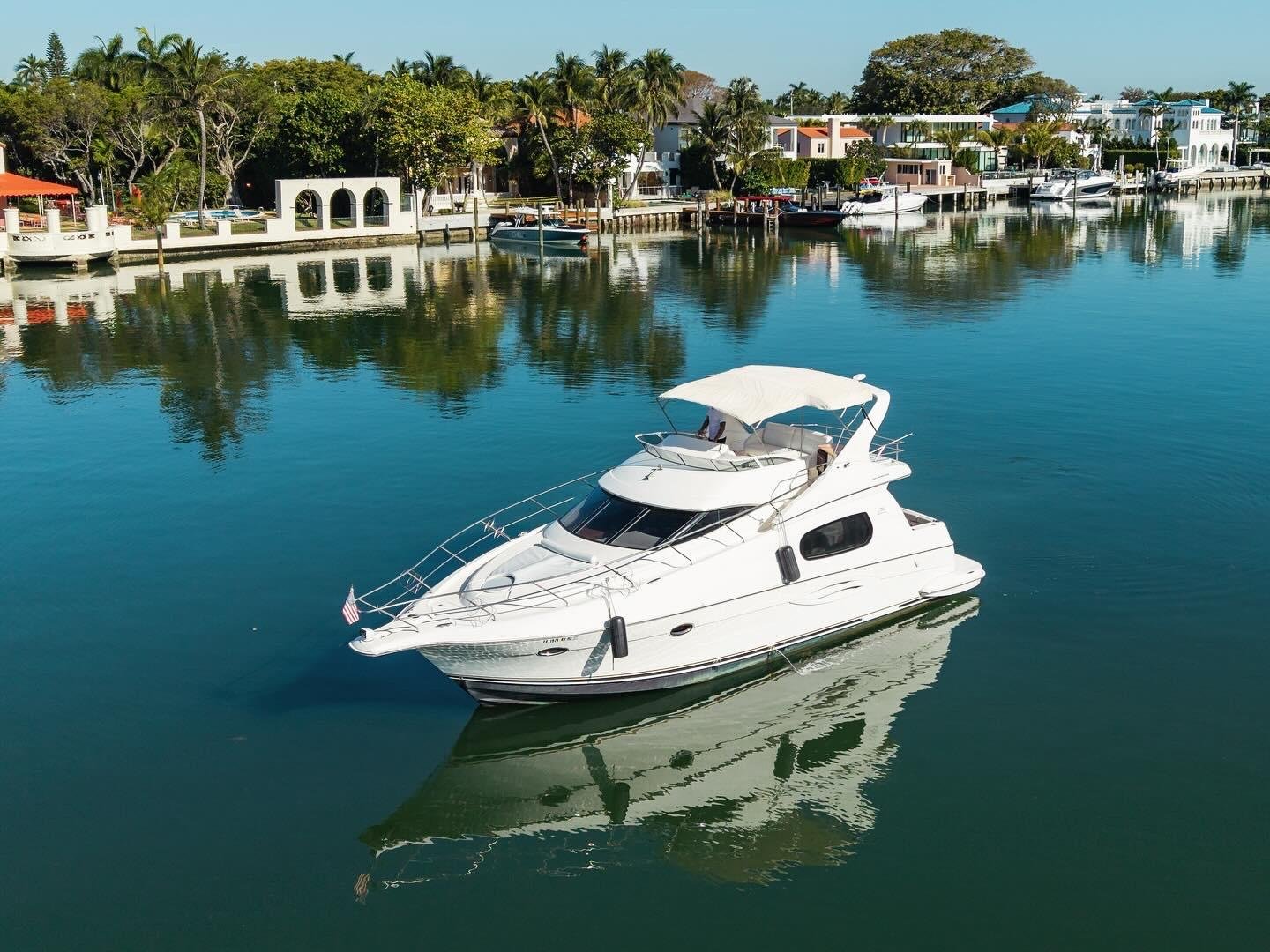 Private 48ft Yacht Charter with Captain in Miami