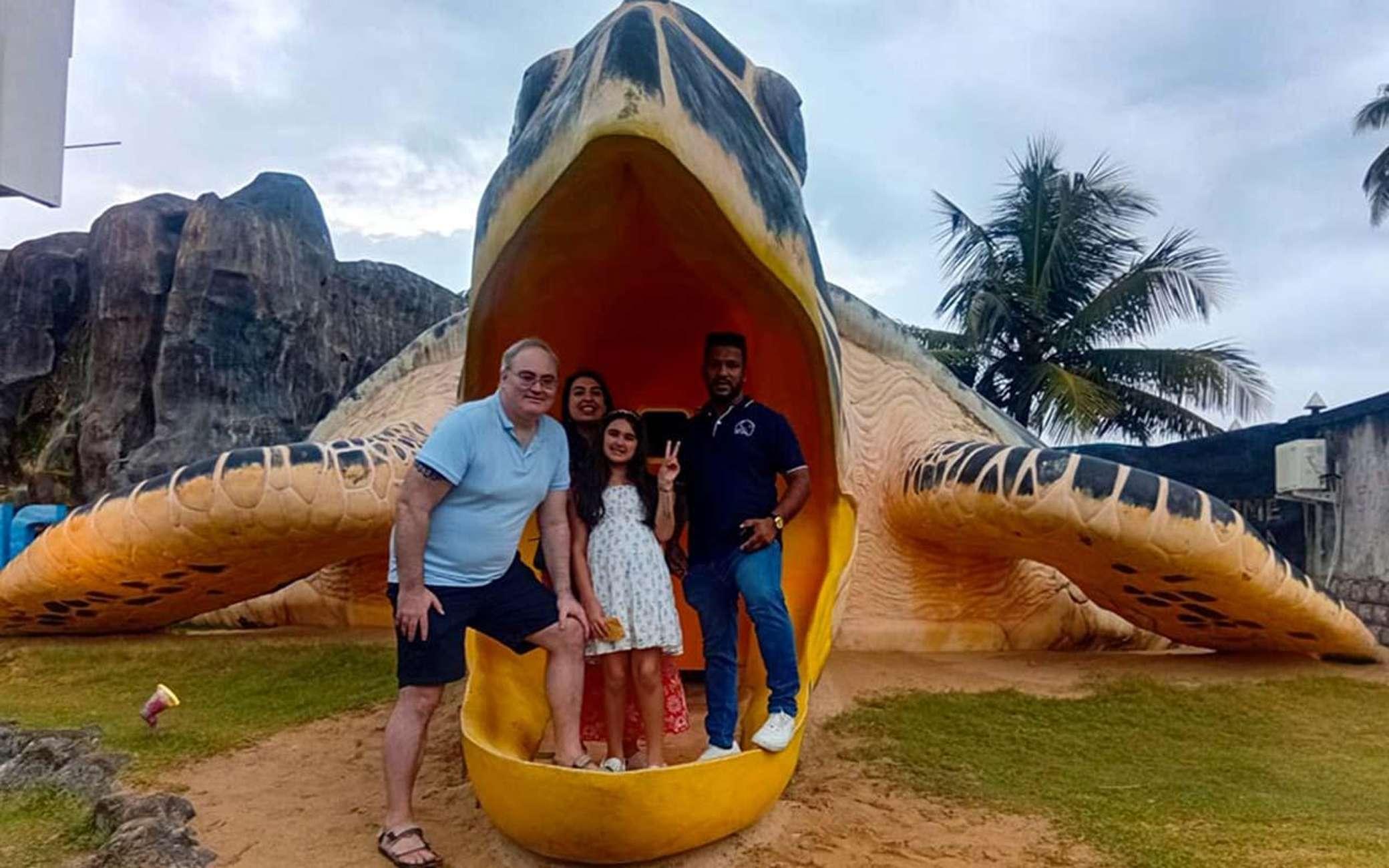 Sri Lanka 8-Day Private Tour with Driver-Guide & Luxury Hotels