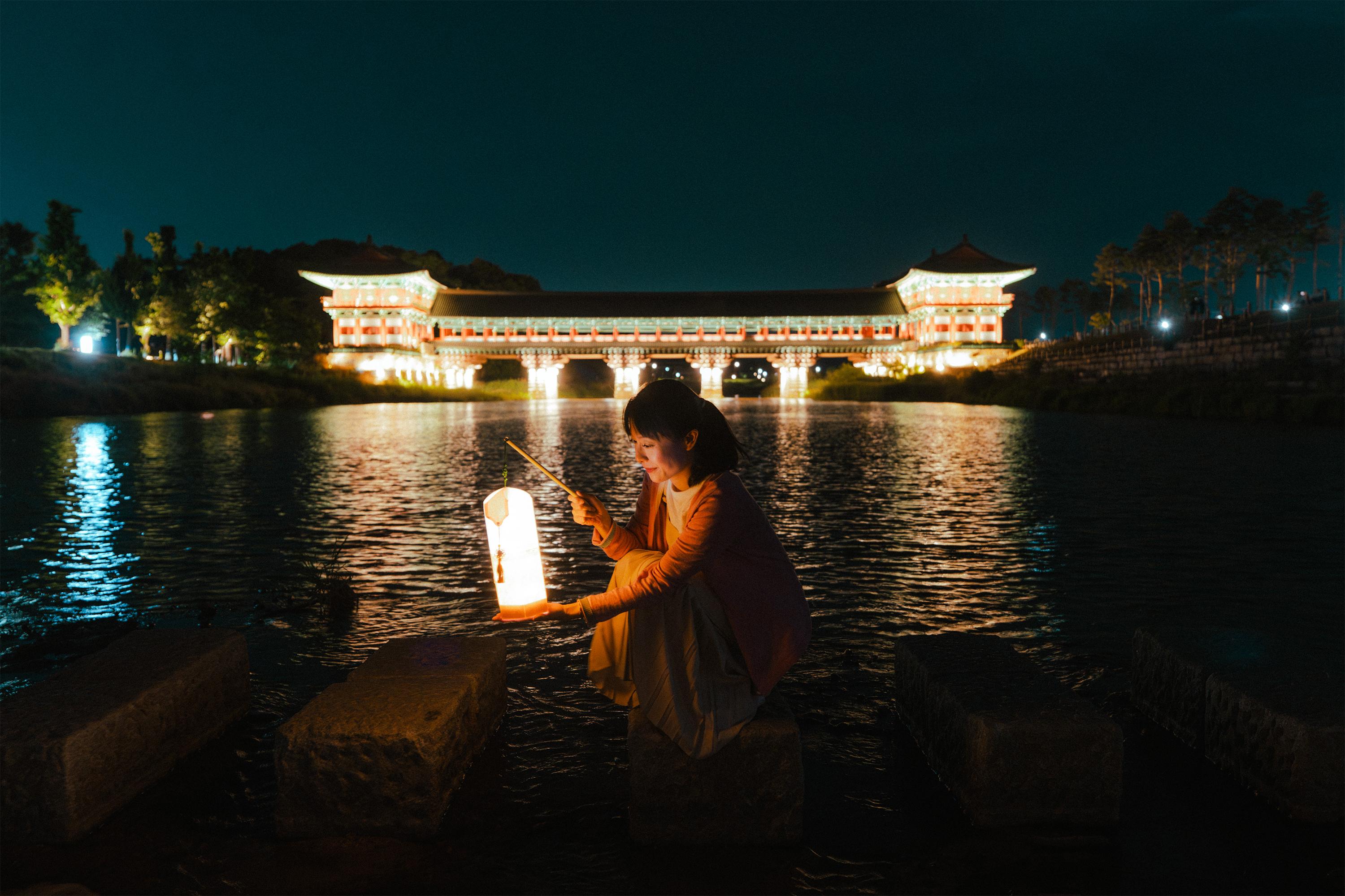 Busan: Gyeongju Small Group Photo Tour, Hotel Pick-up & Drop