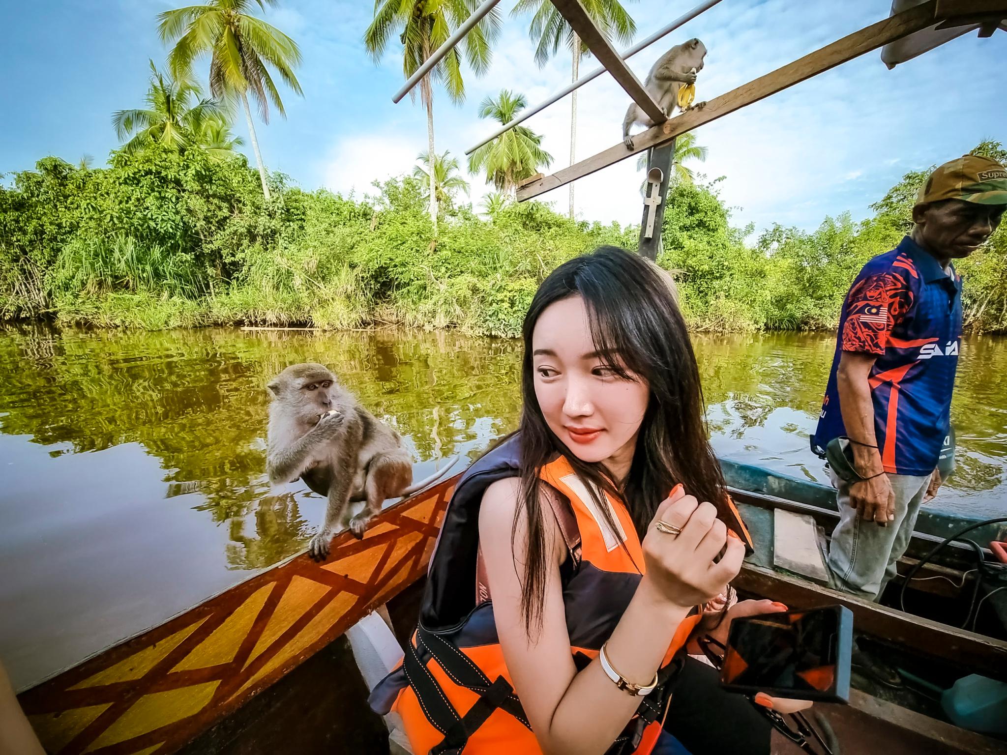 Kota Kinabalu: Bongawan River Cruise, Sky Mirror Sunset & Firefly Safari with Dinner