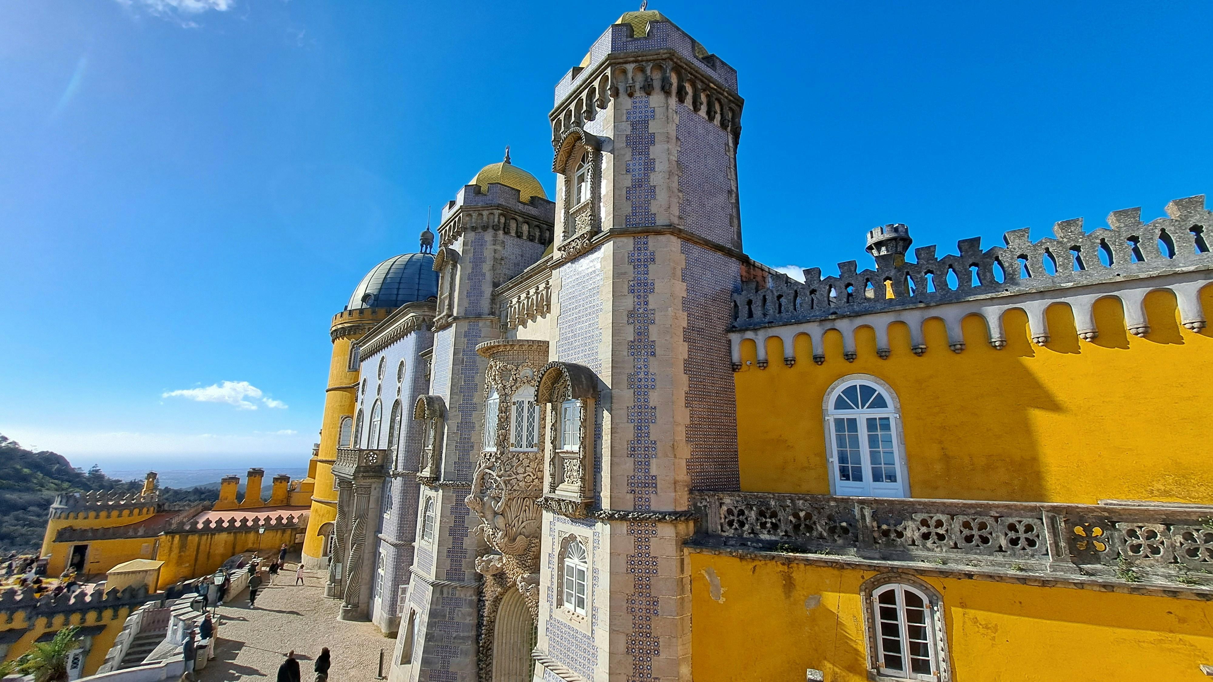 Sintra, Pena Palace, Regaleira, Cabo da Roca & Cascais Day Tour from Lisbon