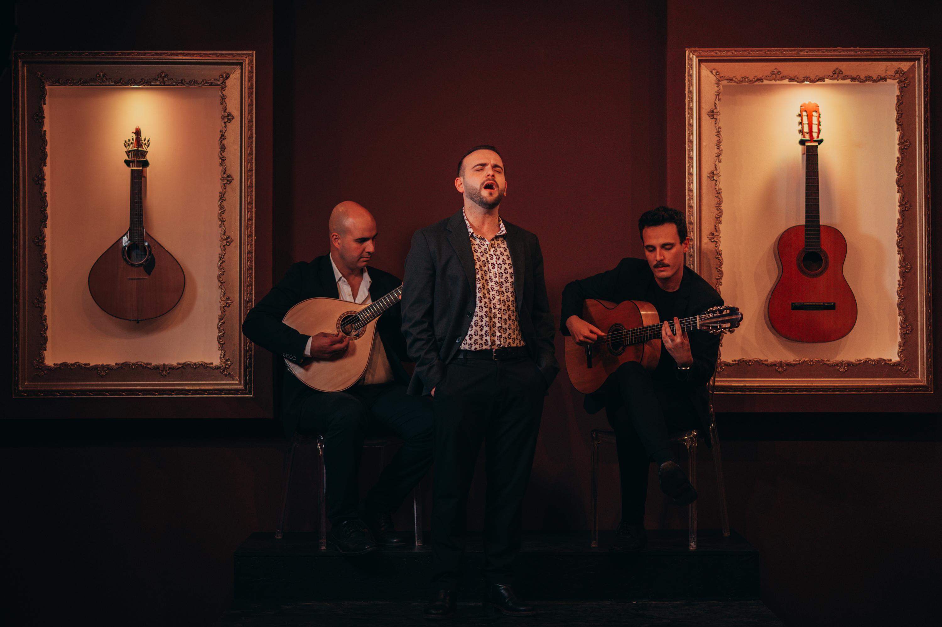 Lisbon Authentic Fado Show with Welcome Drink