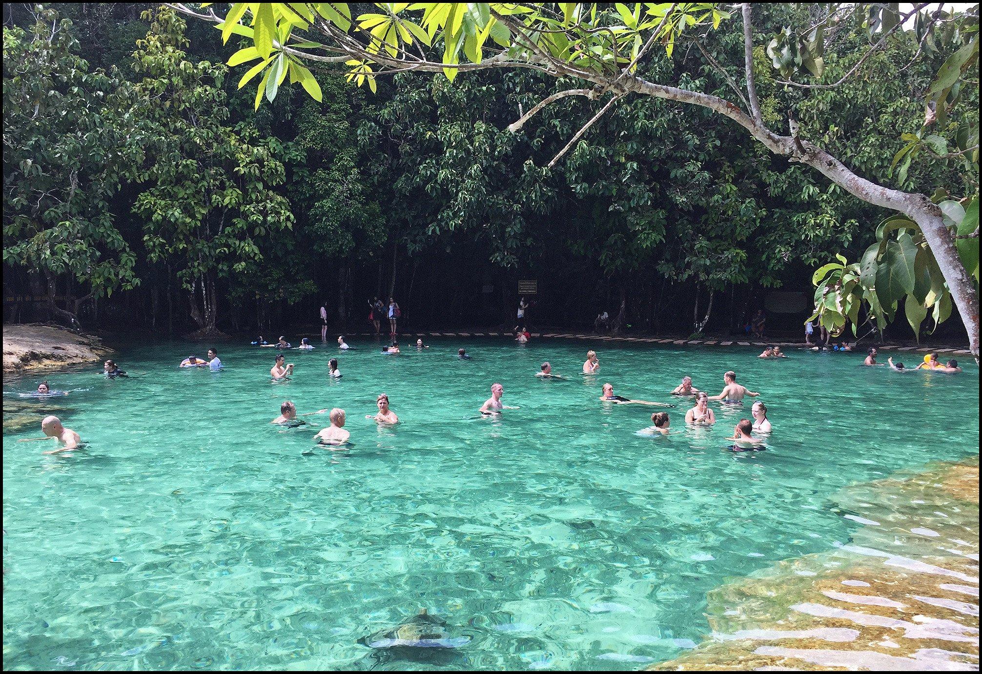 Krabi: Private Roundtrip Transfer to Emerald Pool & Hot Springs