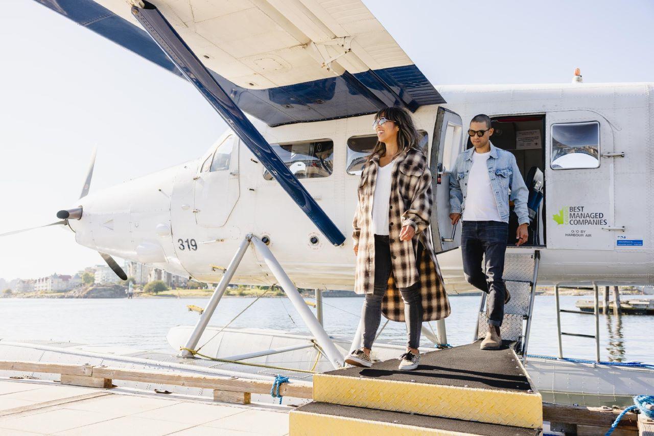 Vancouver: Victoria Seaplane Flight with Bus & Ferry Return