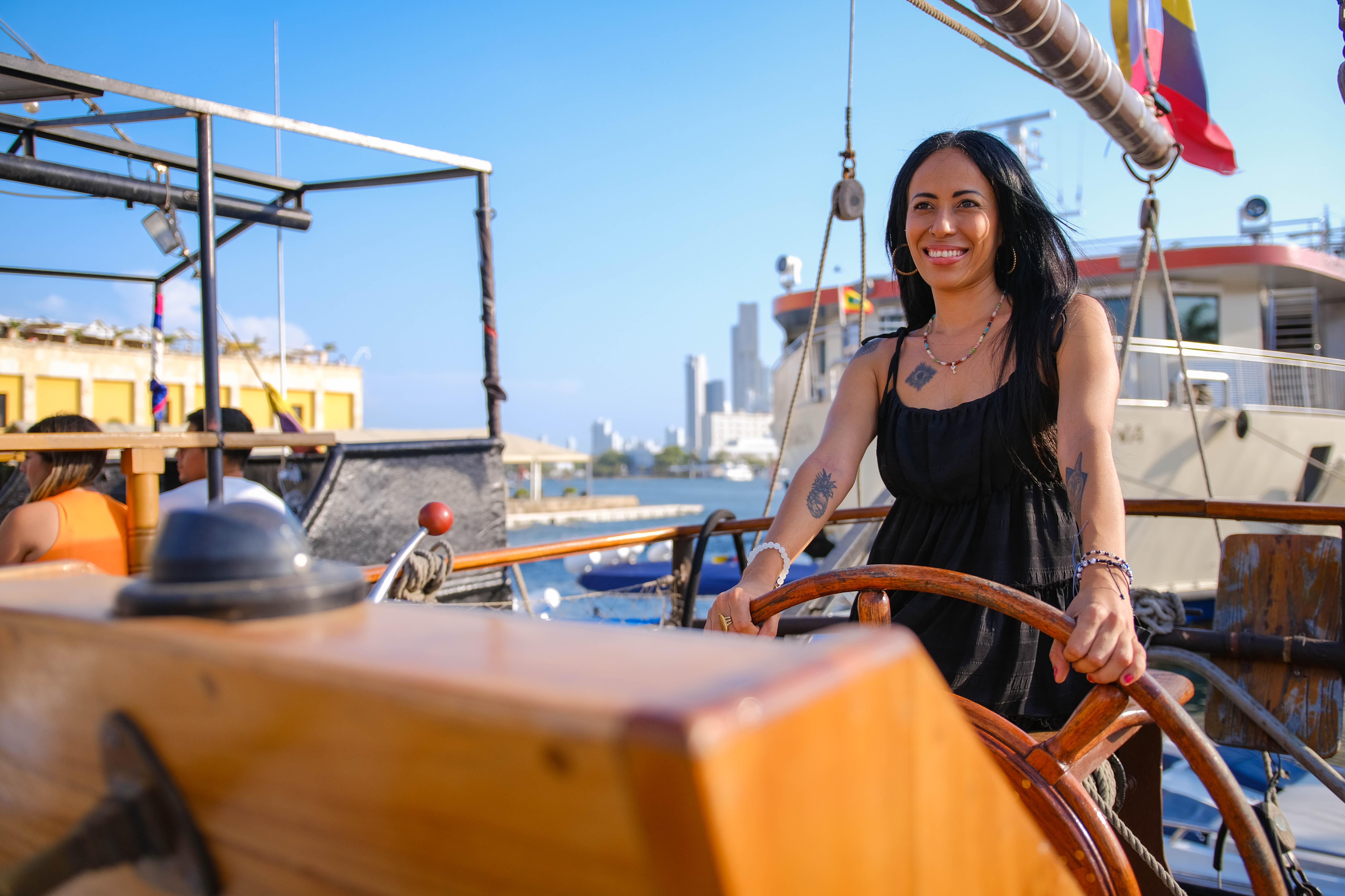 Cartagena Historic Walking Tour & Pirate Ship Sunset Cruise