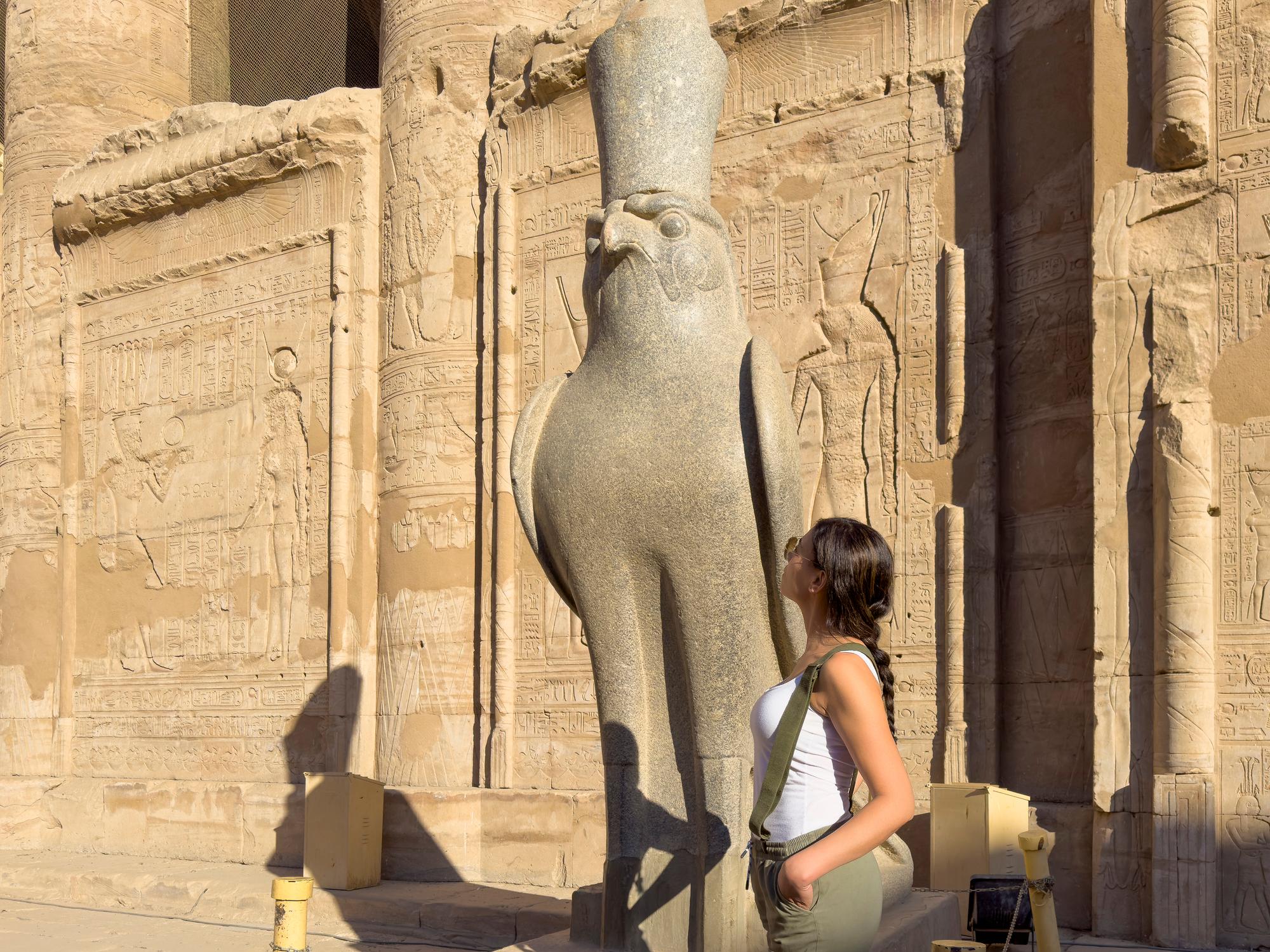 4-Day Private Nile Cruise: Aswan to Luxor with Hot Air Balloon