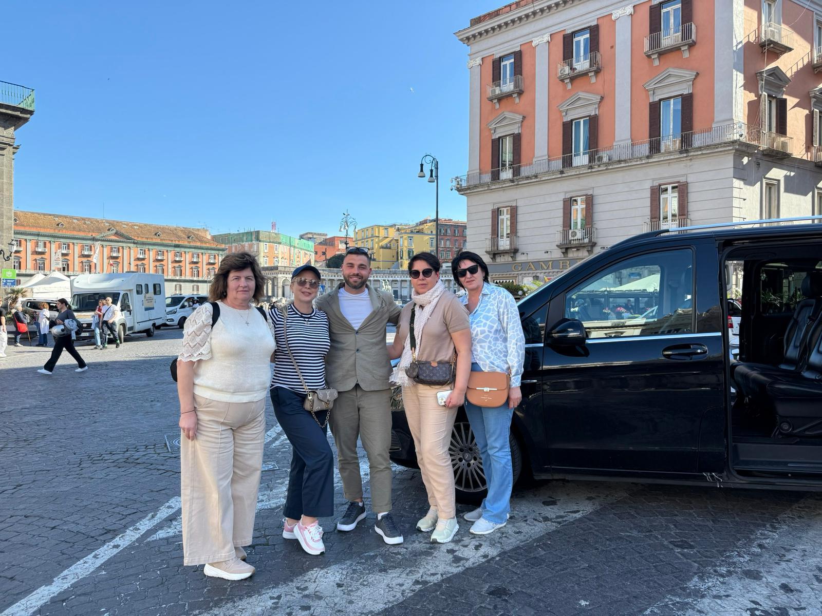 Amalfi Coast, Sorrento & Pompeii Day Tour from Naples