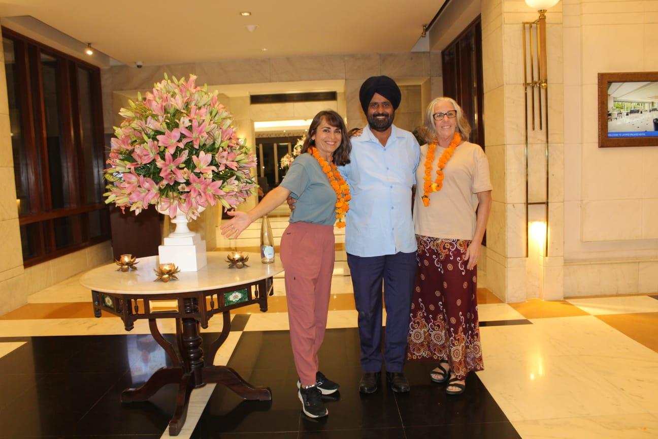 Delhi to Taj Mahal & Agra Private Day Tour with Marriott Lunch