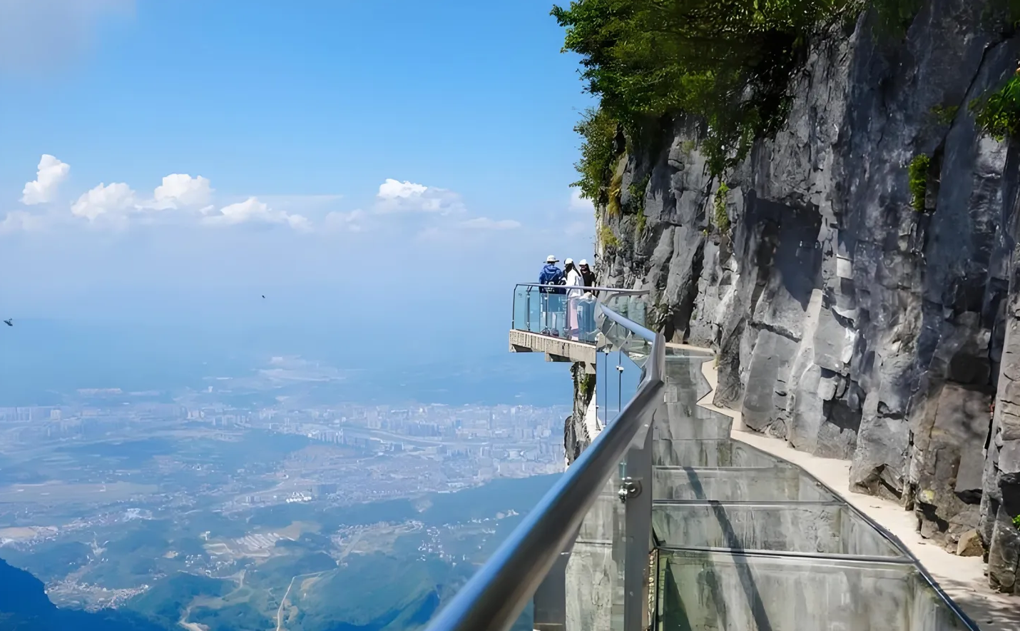 Zhangjiajie & Fenghuang 5-Day Private English Tour