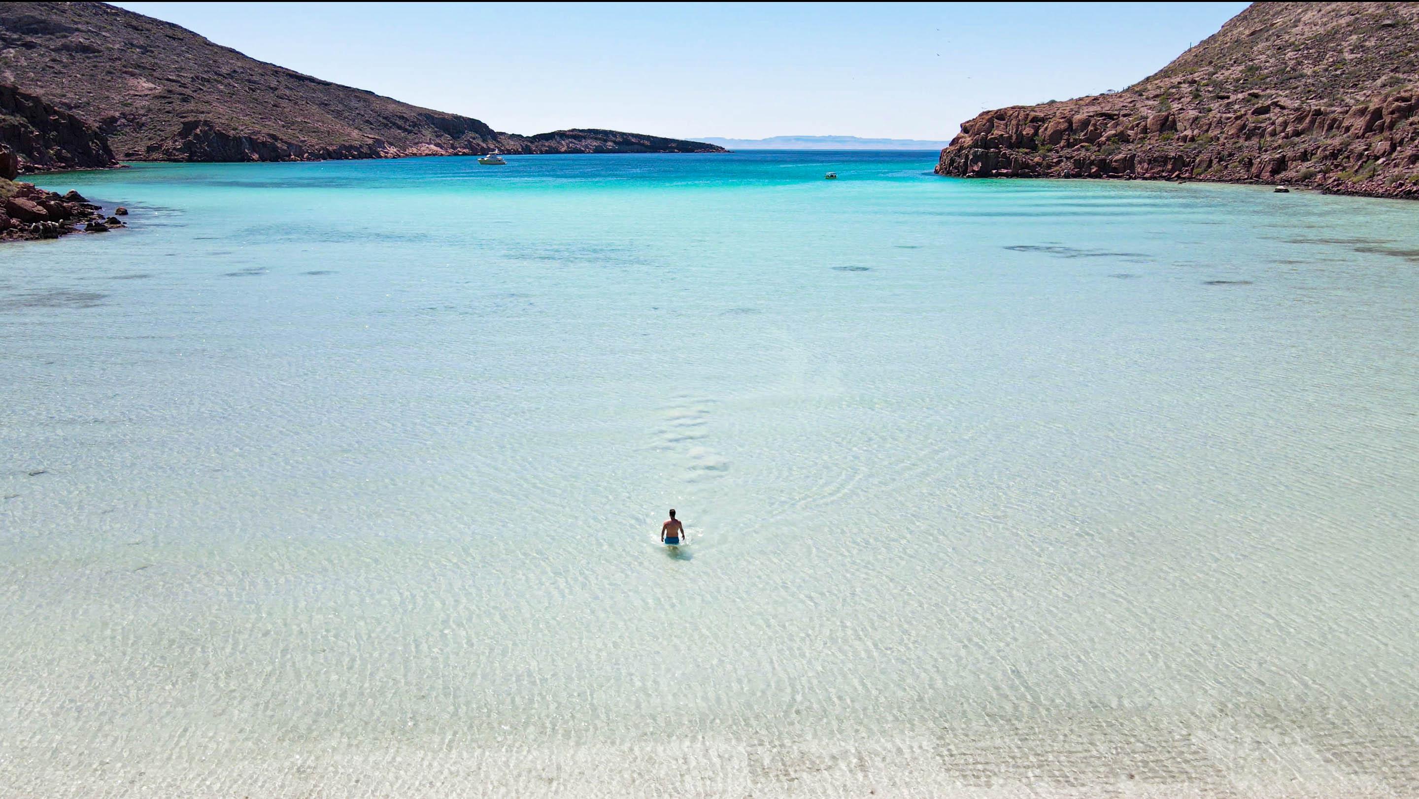 Espiritu Santo Island Sea Lion Snorkeling Expedition