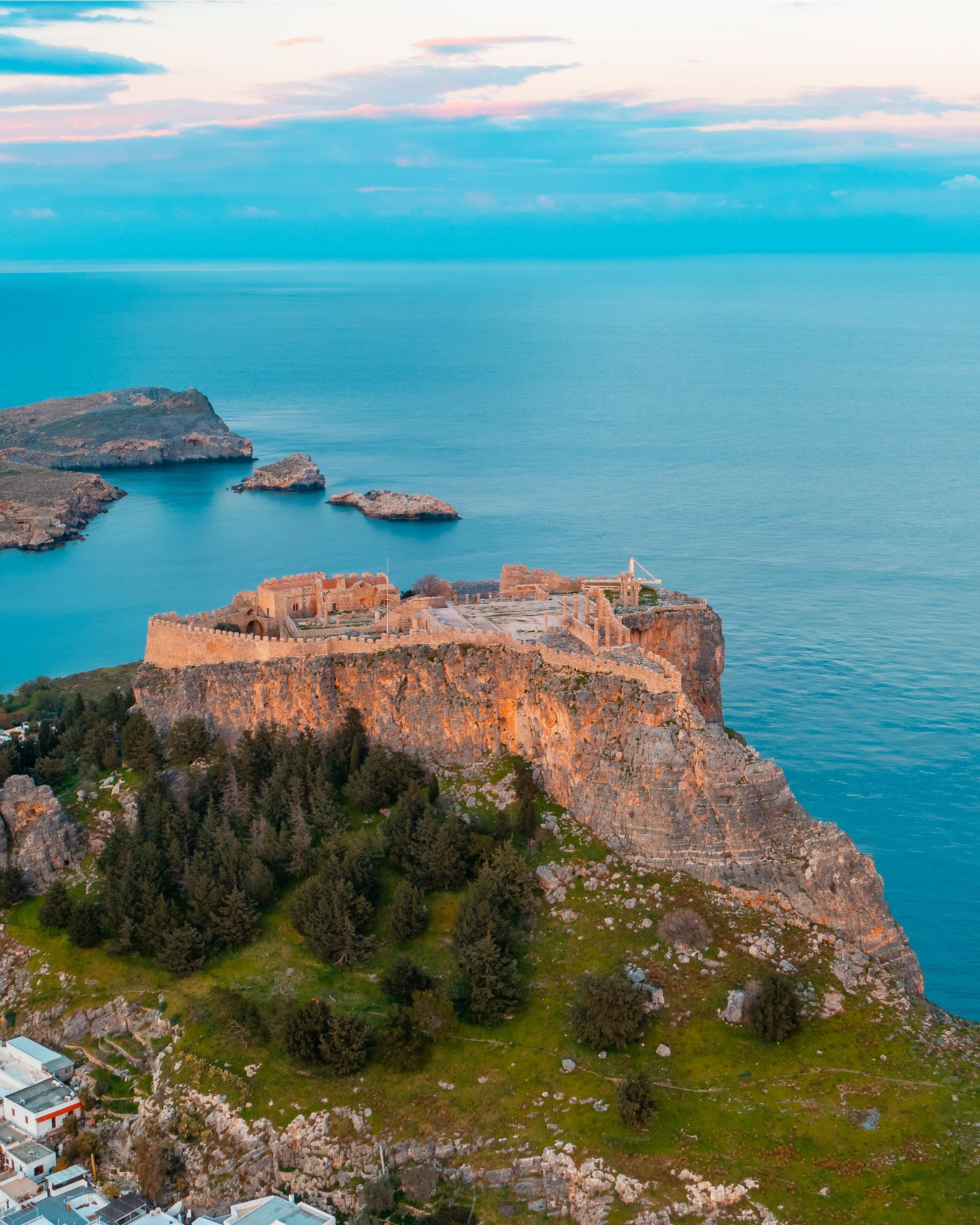 Rhodes to Lindos: Full-Day Bus Tour with Free Exploration Time