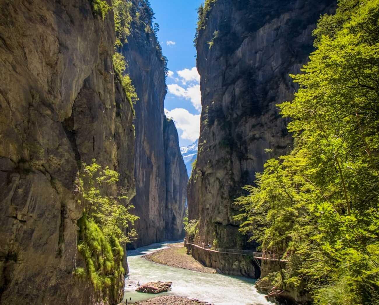 Jungfrau Private Tour: Interlaken & Lauterbrunnen