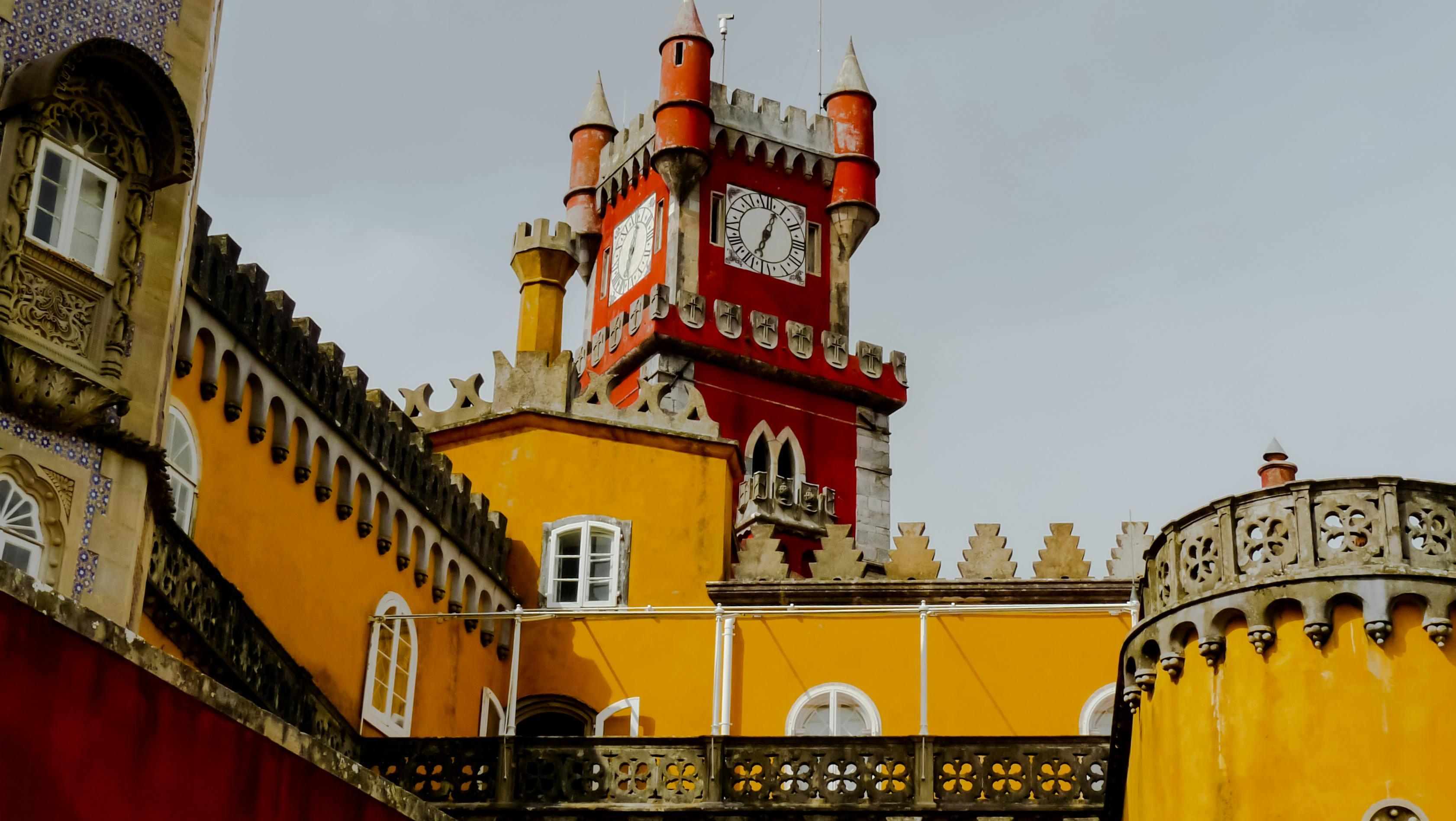 Sintra, Pena Palace, Regaleira, Cabo da Roca & Cascais Day Tour from Lisbon