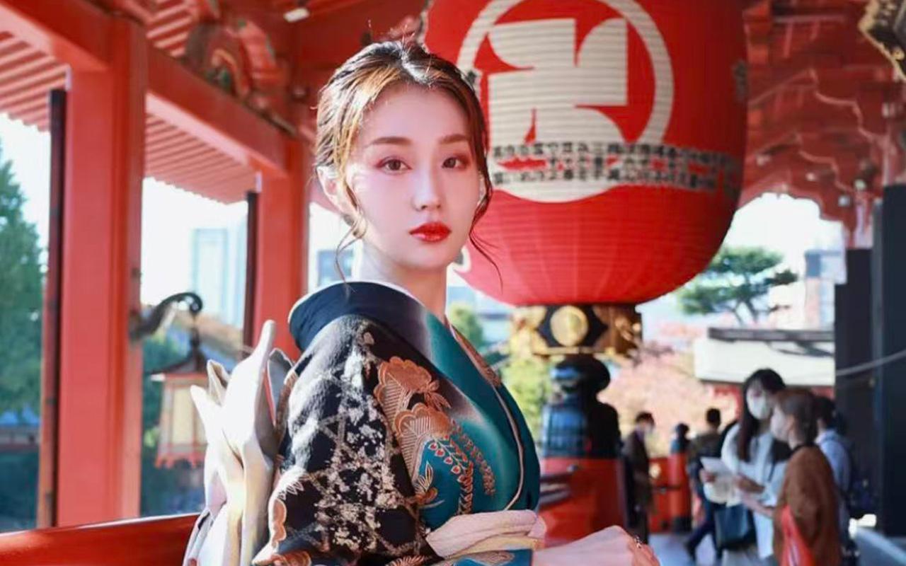 Tokyo: Asakusa Kimono Rental Experience with Optional Photoshoot