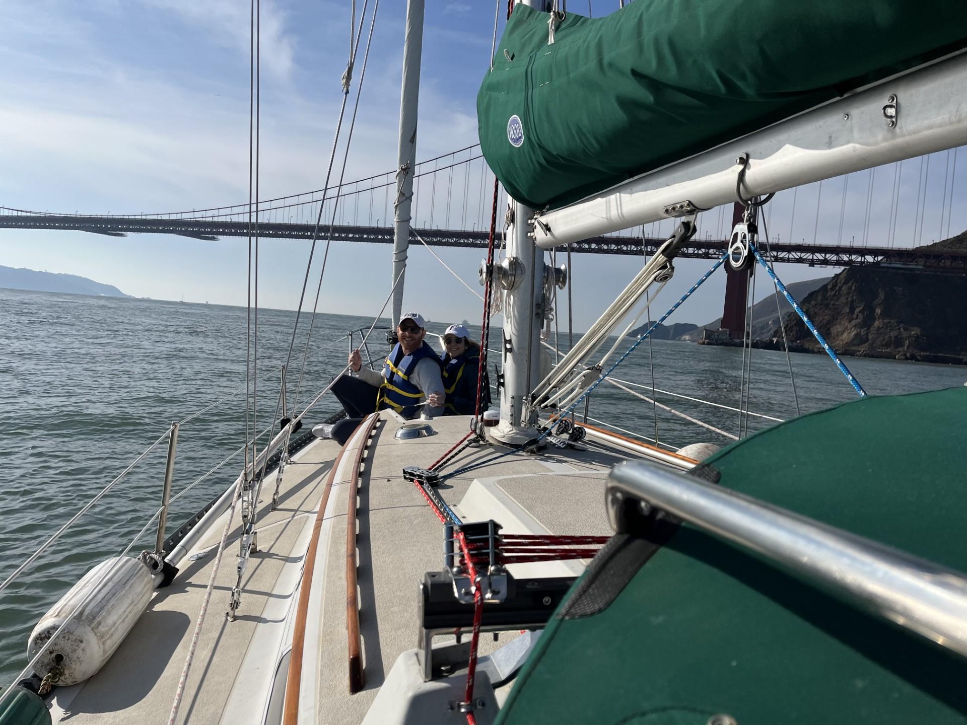 San Francisco: 2-Hour Interactive Sunset Bay Sailing Cruise
