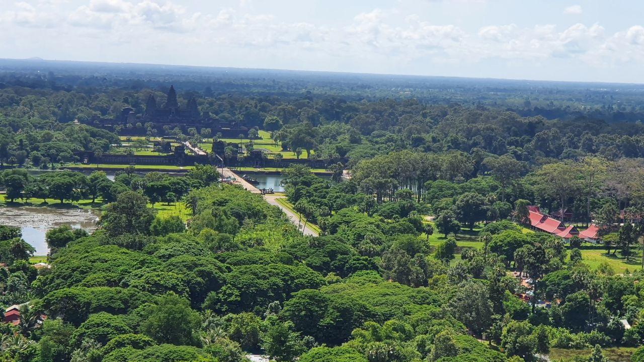 Siem Reap: Sunrise or Sunset Angkor Wat Balloon Flight