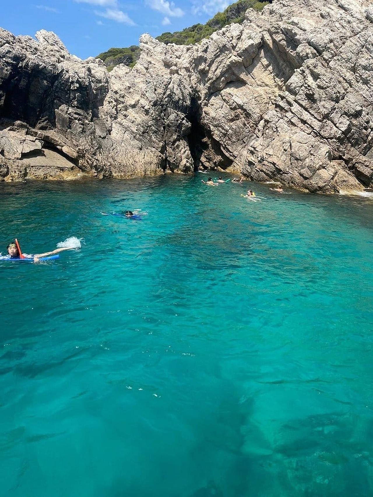 Dubrovnik Speedboat Expedition: 7 Caves & Blue Cave Snorkel