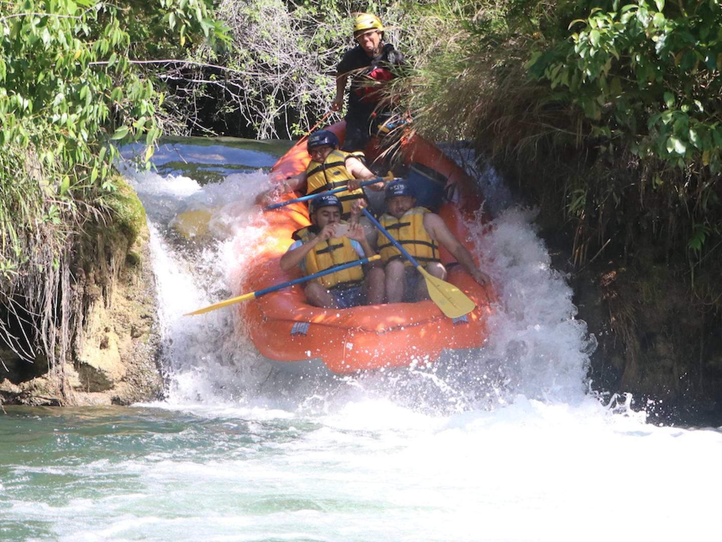Lacanjá River Rafting, Jungle Trek & Bonampak Murals