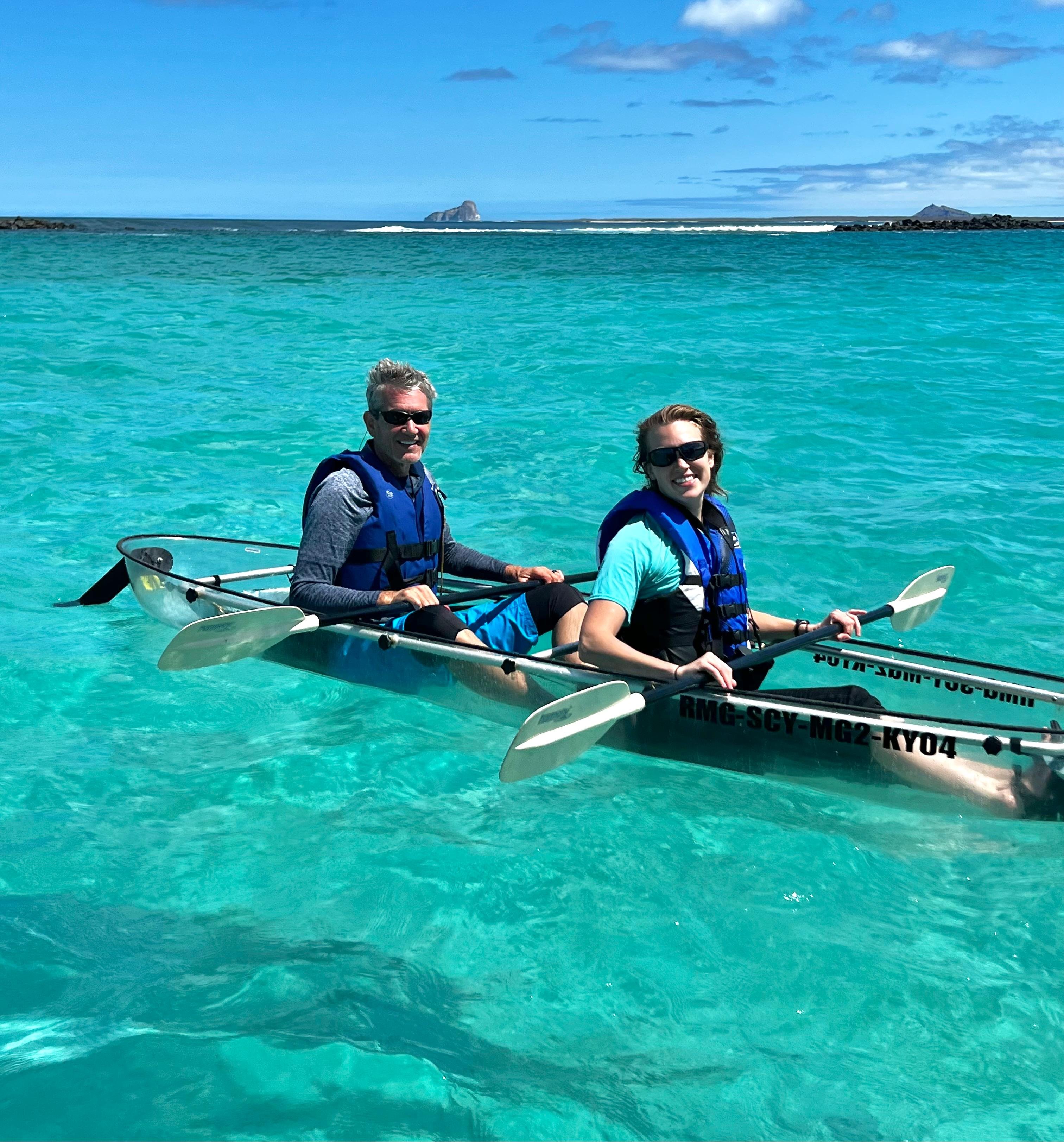 Crystal Kayak Adventure in San Cristóbal Bay