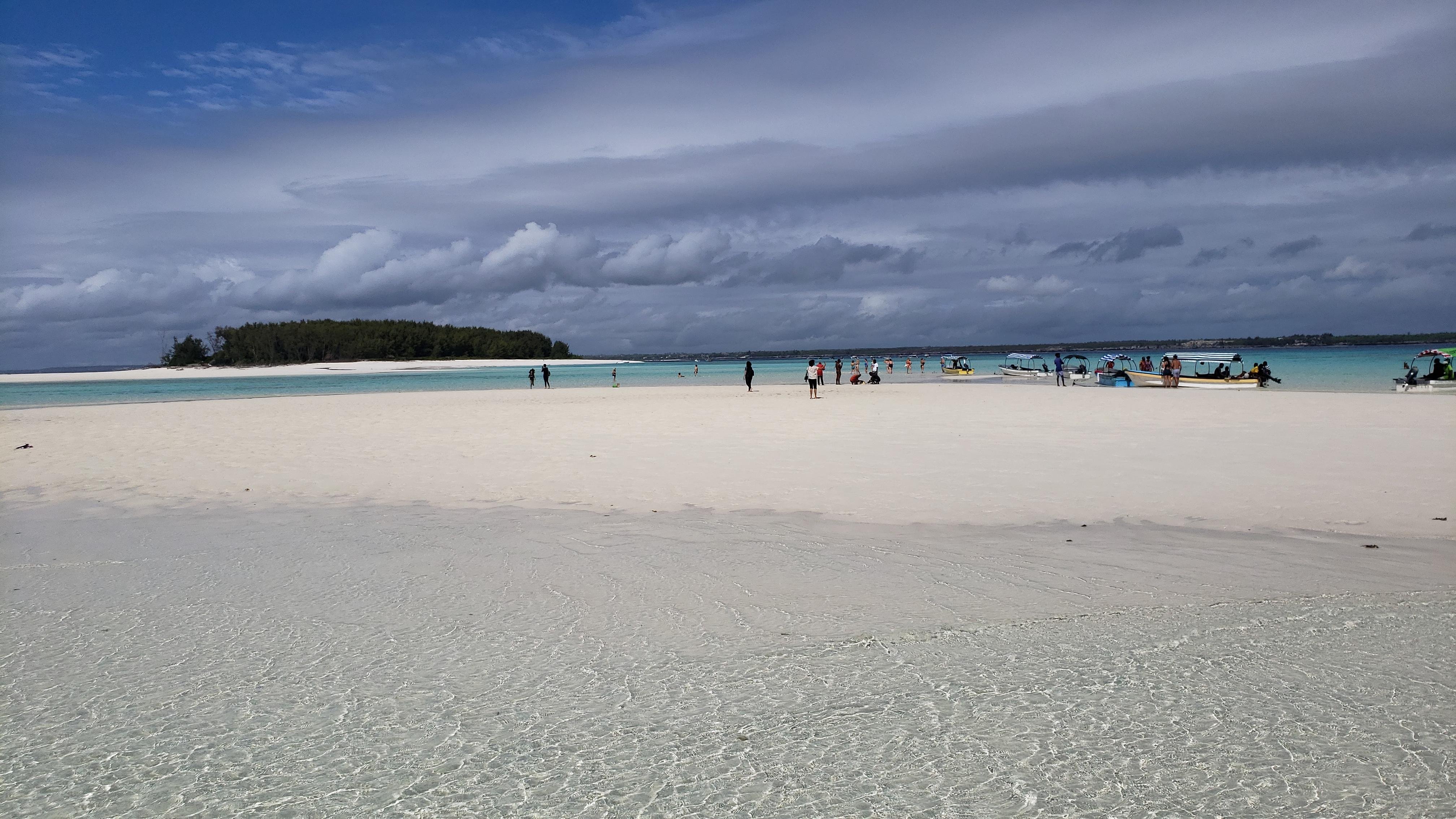 Mnemba Atoll Dolphin & Snorkel Boat Adventure from Kendwa or Nungwi