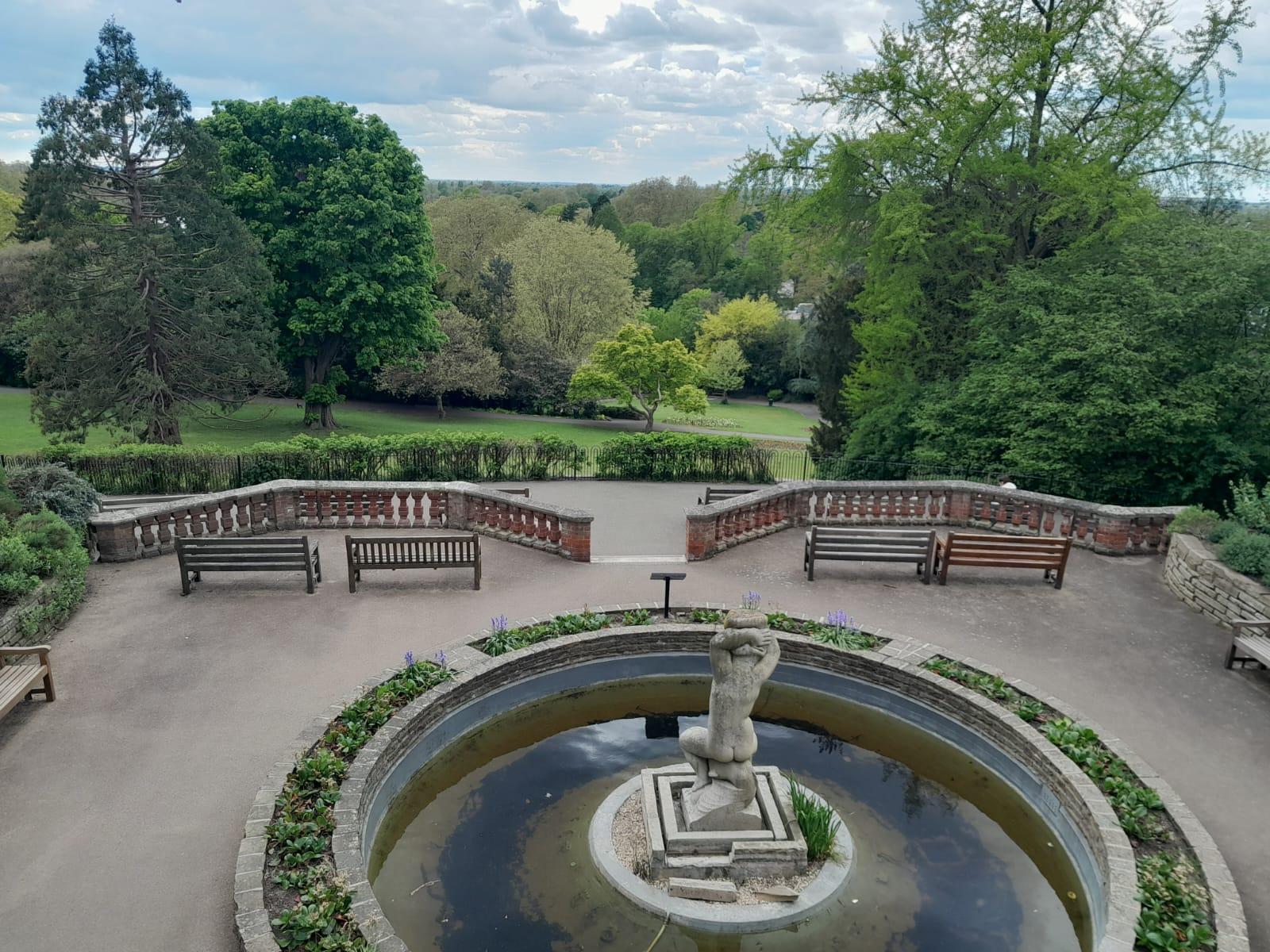 Private London: Kew Gardens, Richmond & Ted Lasso Tour