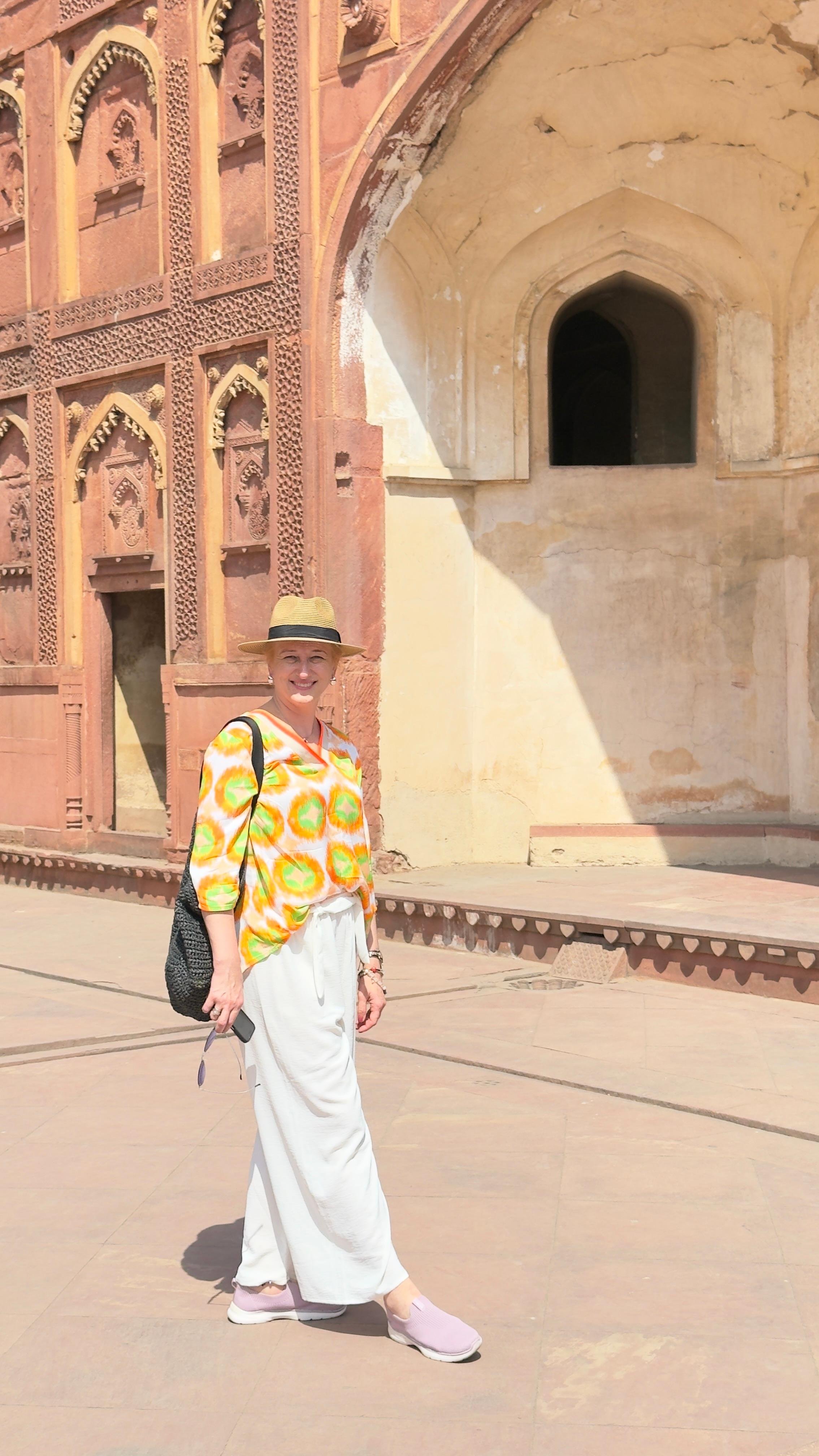 Delhi to Taj Mahal Sunrise & Agra Private Day Tour