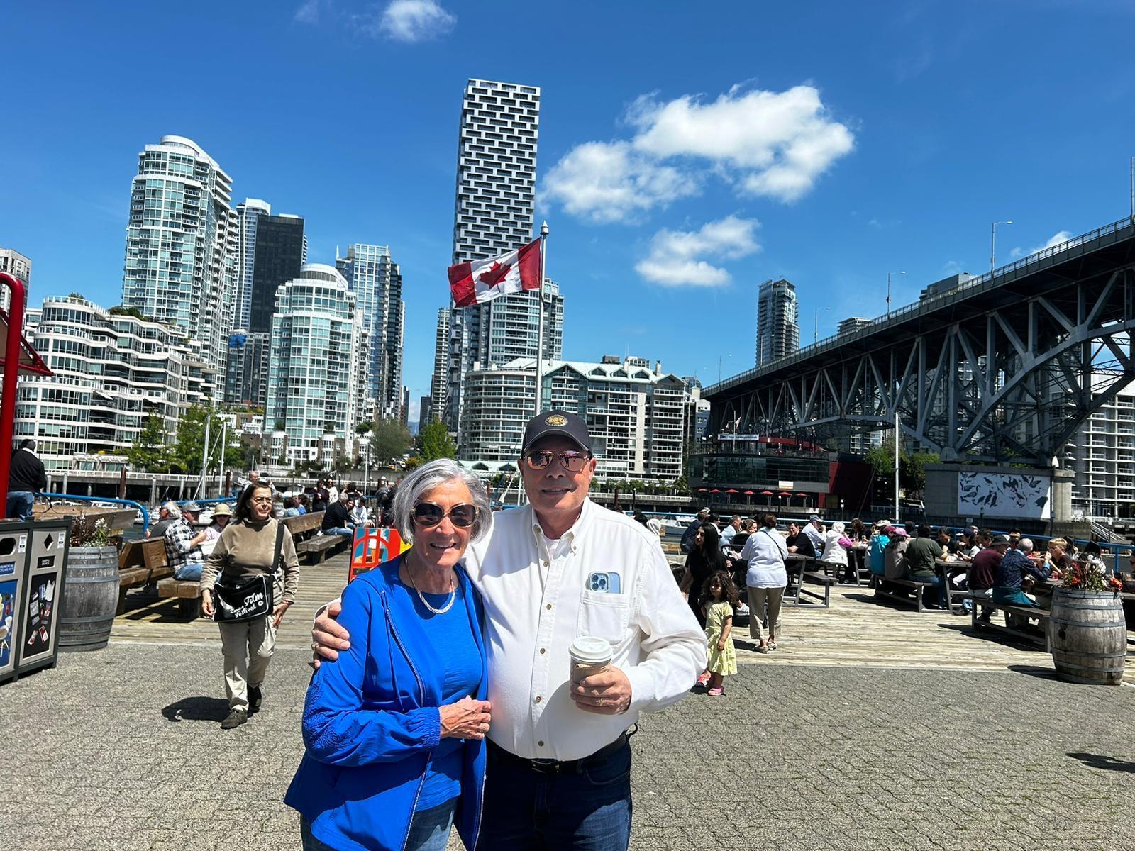 Private Vancouver & North Shore Custom Tour with Luggage Transfer