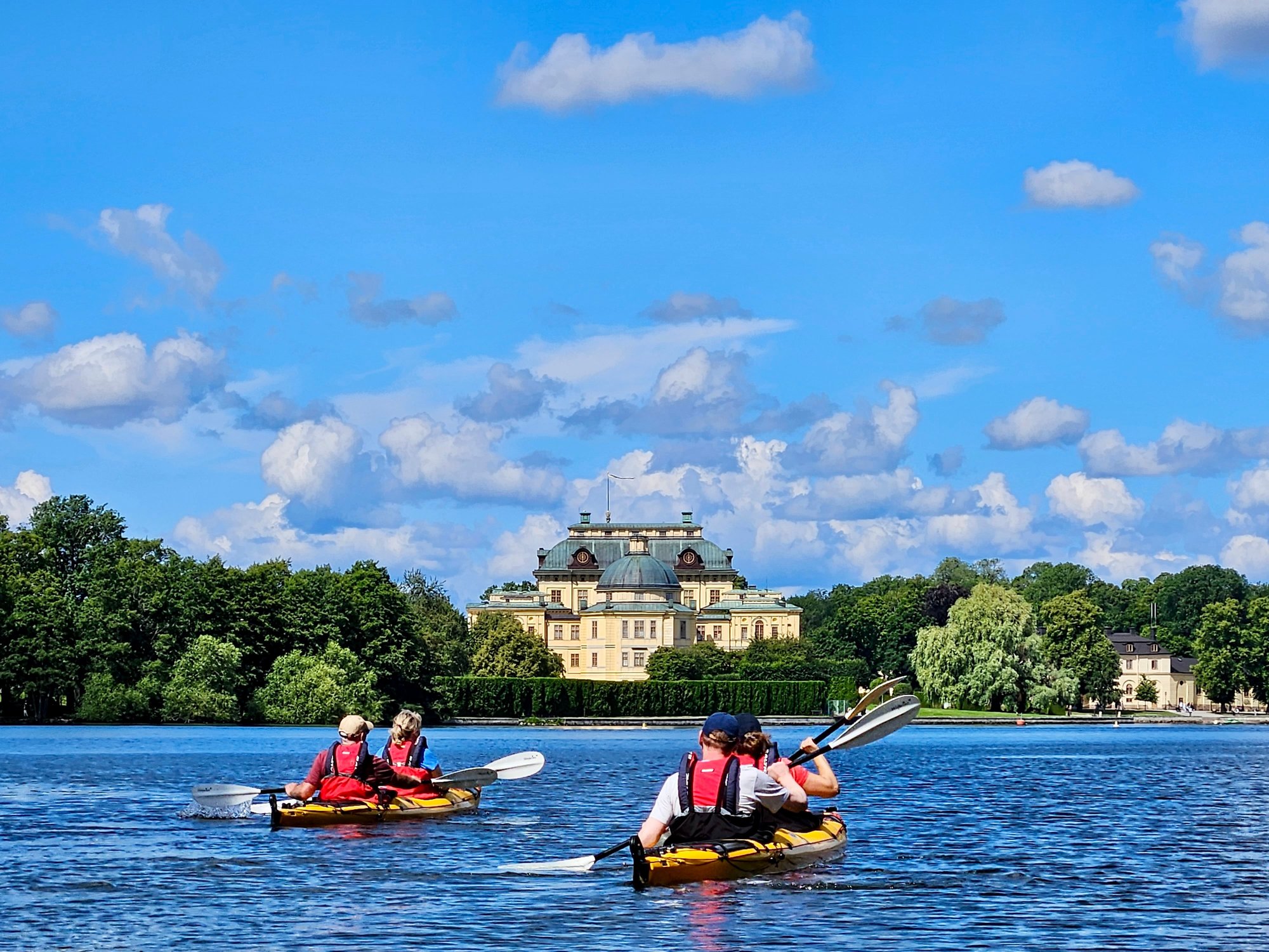 Kayak Adventure to Drottningholm Palace