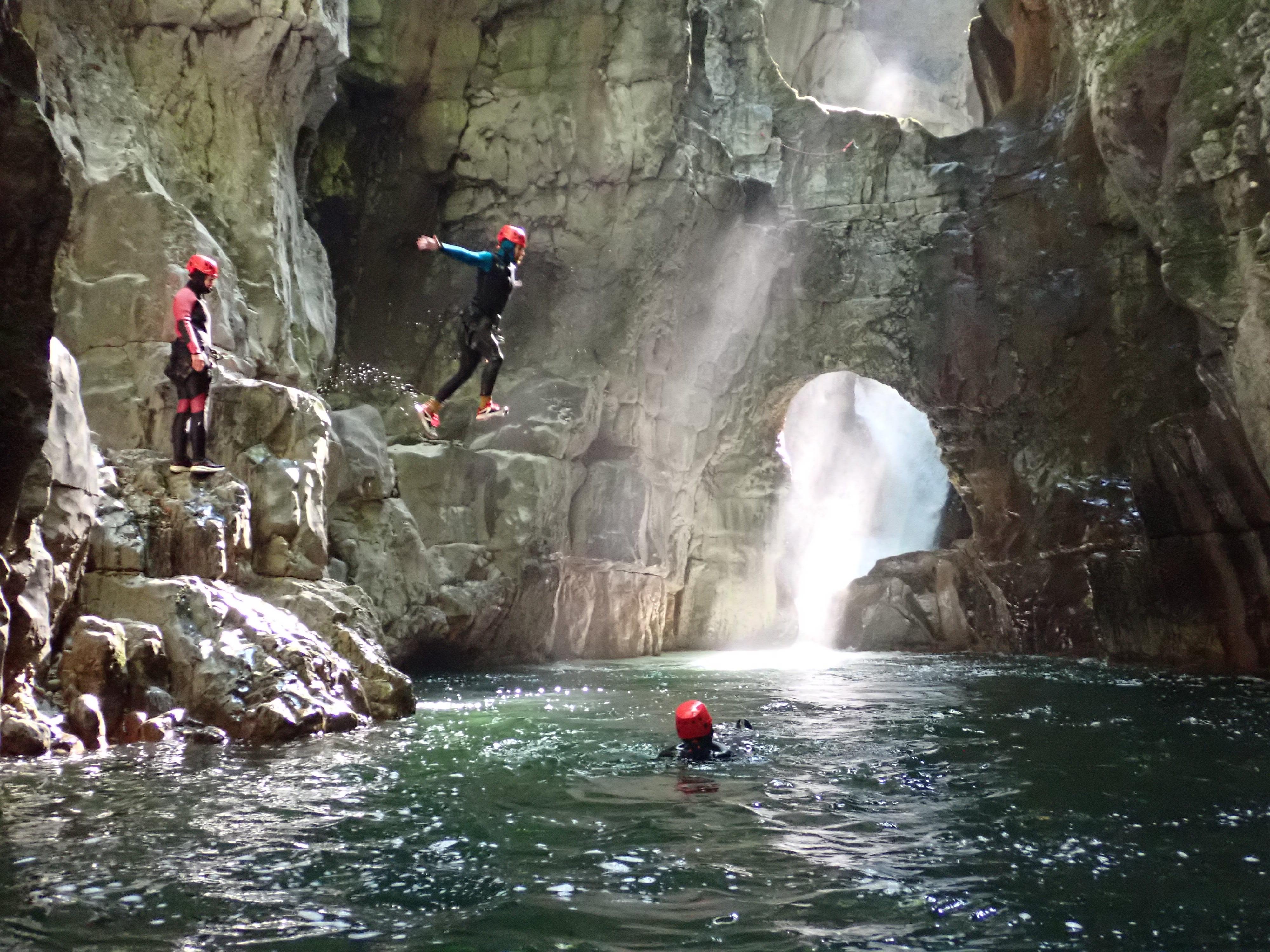 Gorges de Chailles Canyoning Adventure