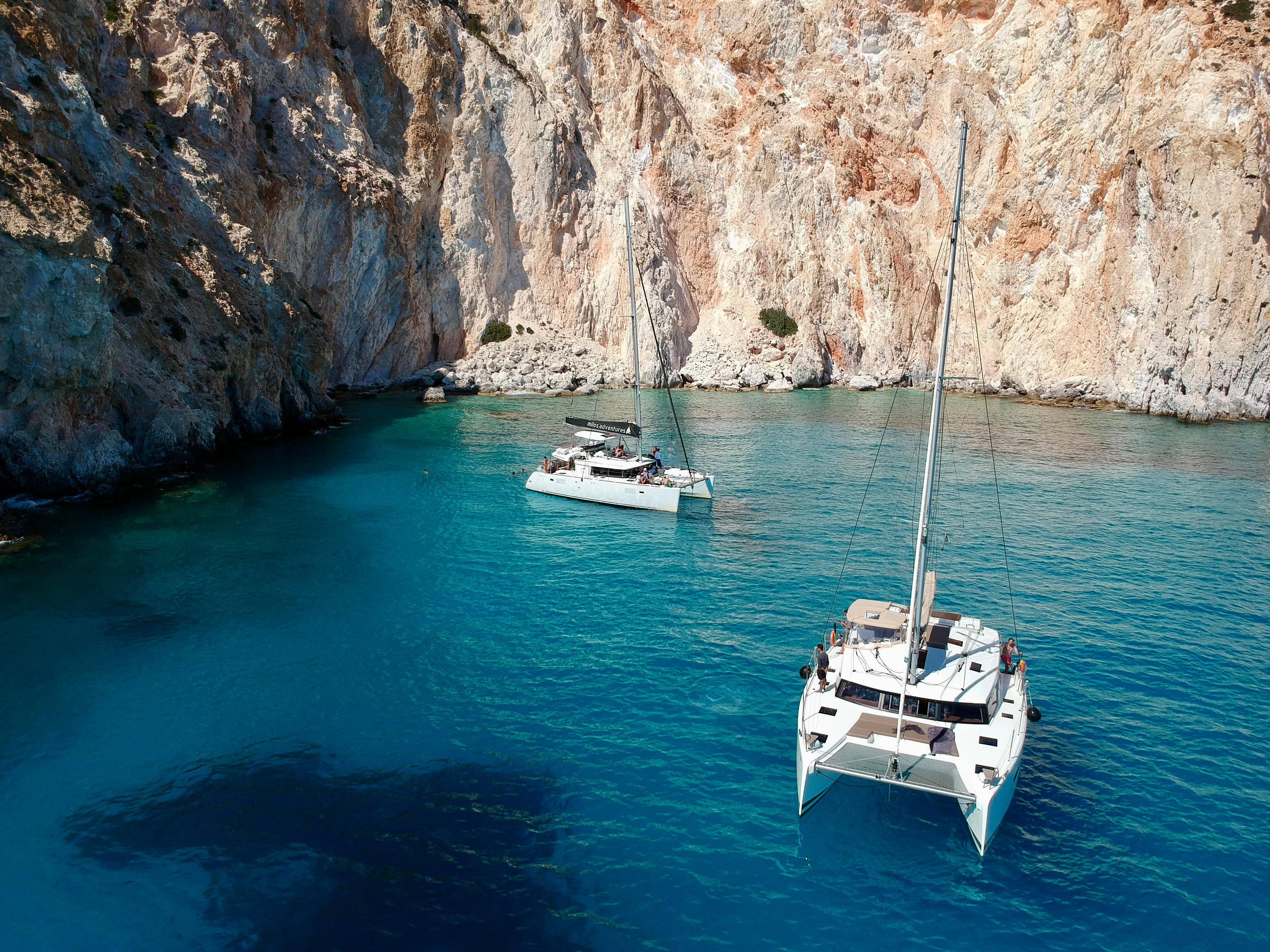 Milos: Catamaran Cruise to Kleftiko & Poliegos
