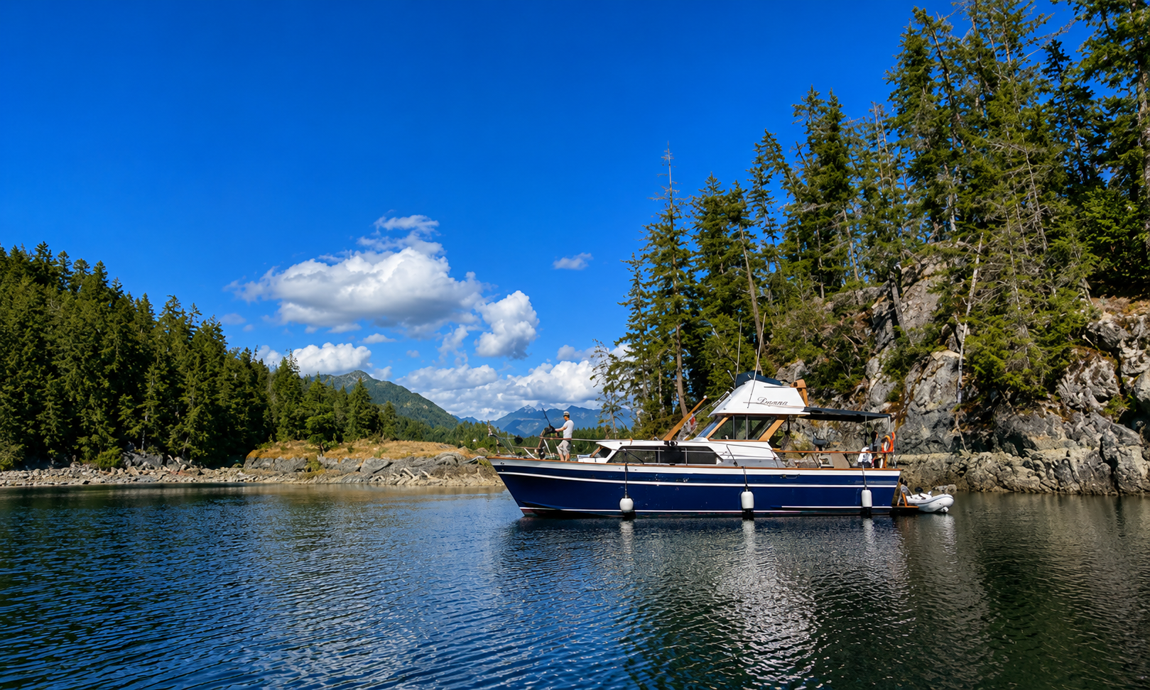 Private Okanagan Lake Charter on Classic Wooden Boat