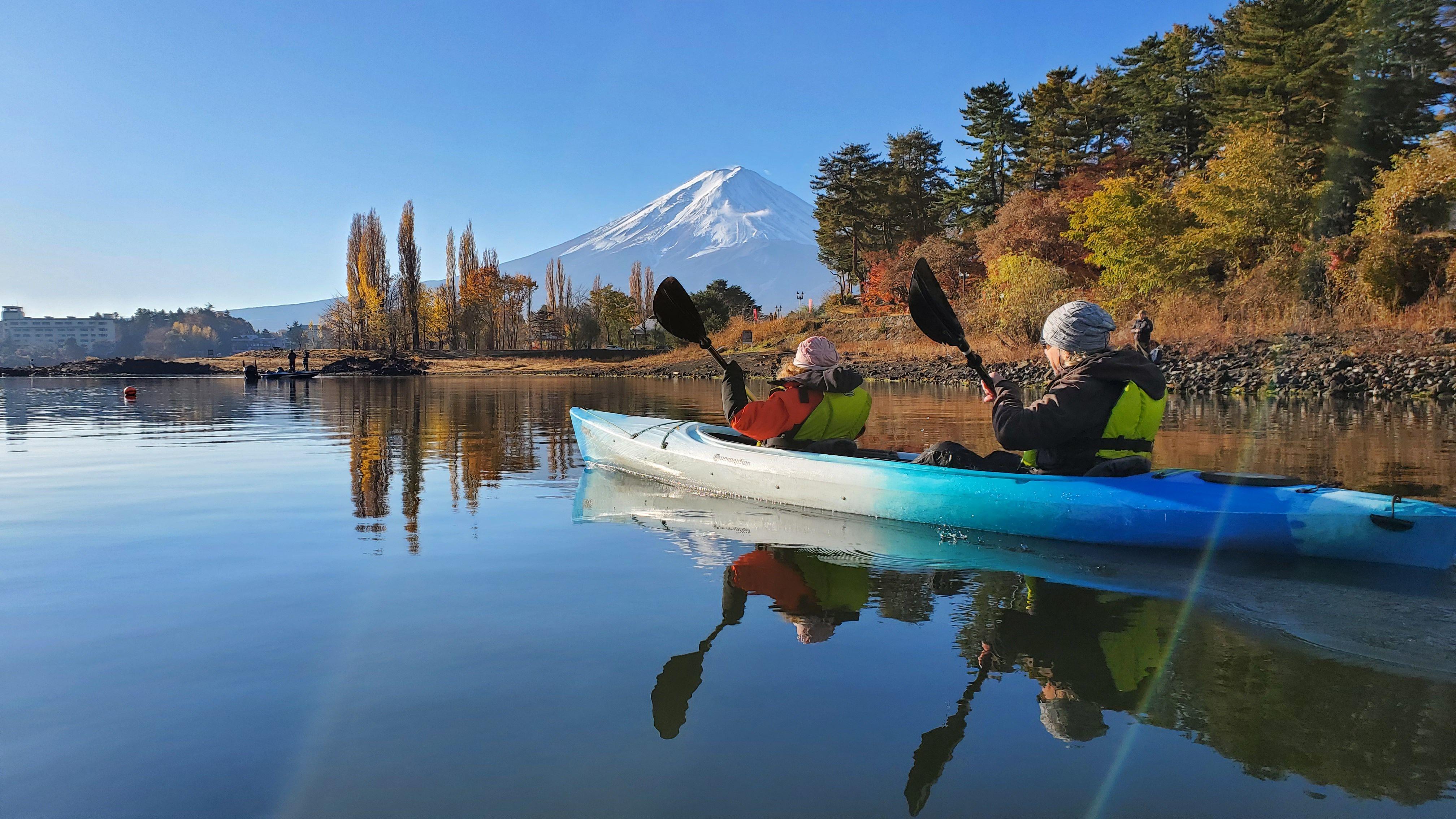 Early Morning Kayaking & Coffee on Lake Kawaguchiko