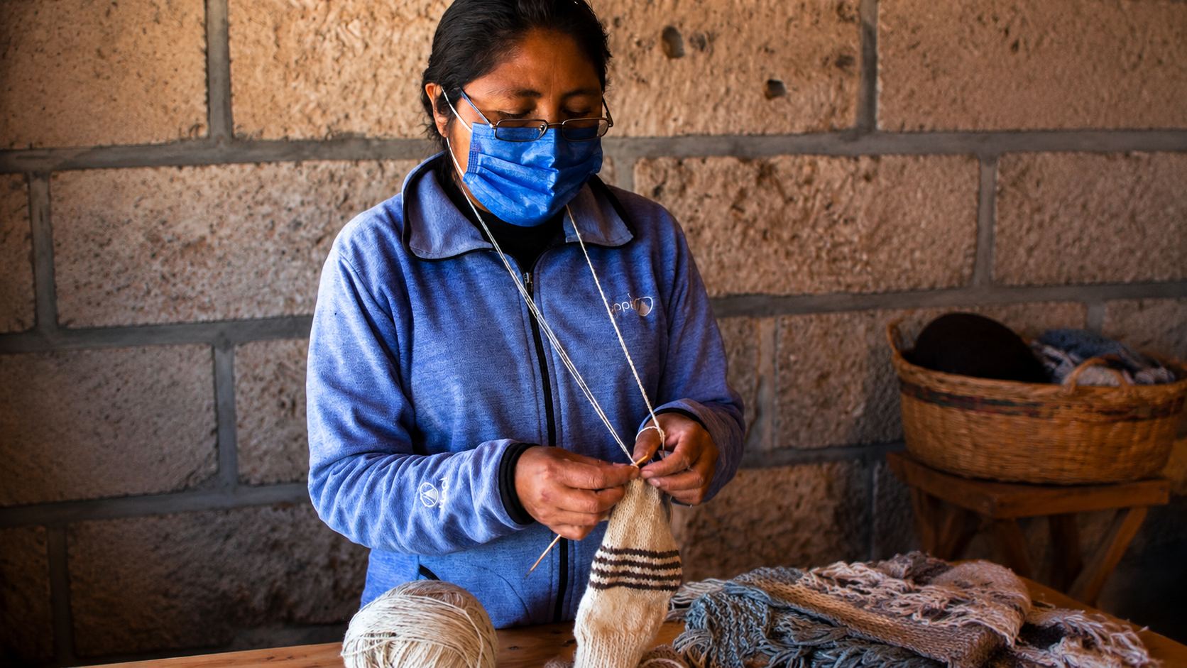 Socaire Weavers & Altiplanic Lagoons Day Tour from San Pedro de Atacama